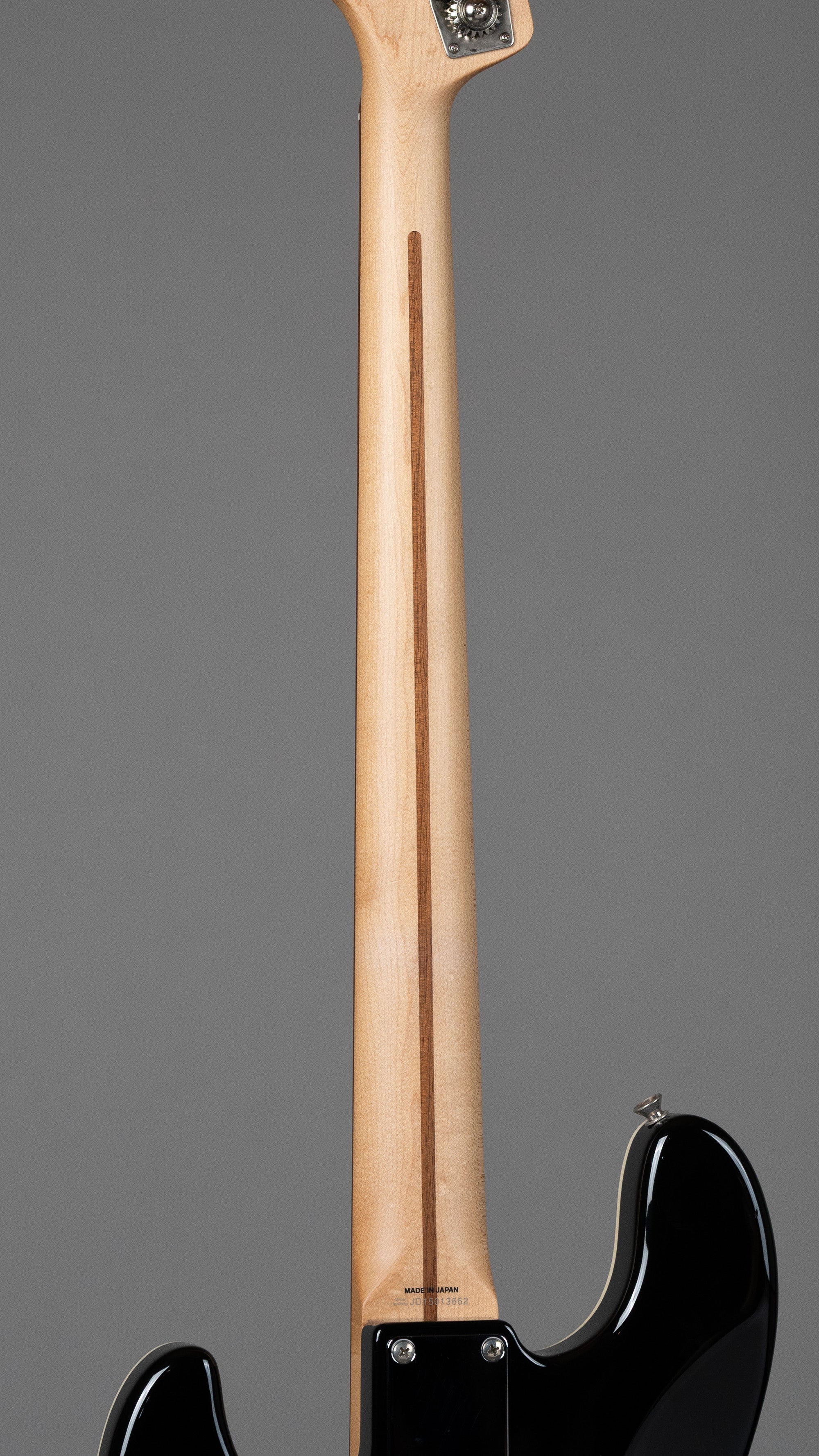 2015 Fender Aerodyne Bass (Japan, Black)