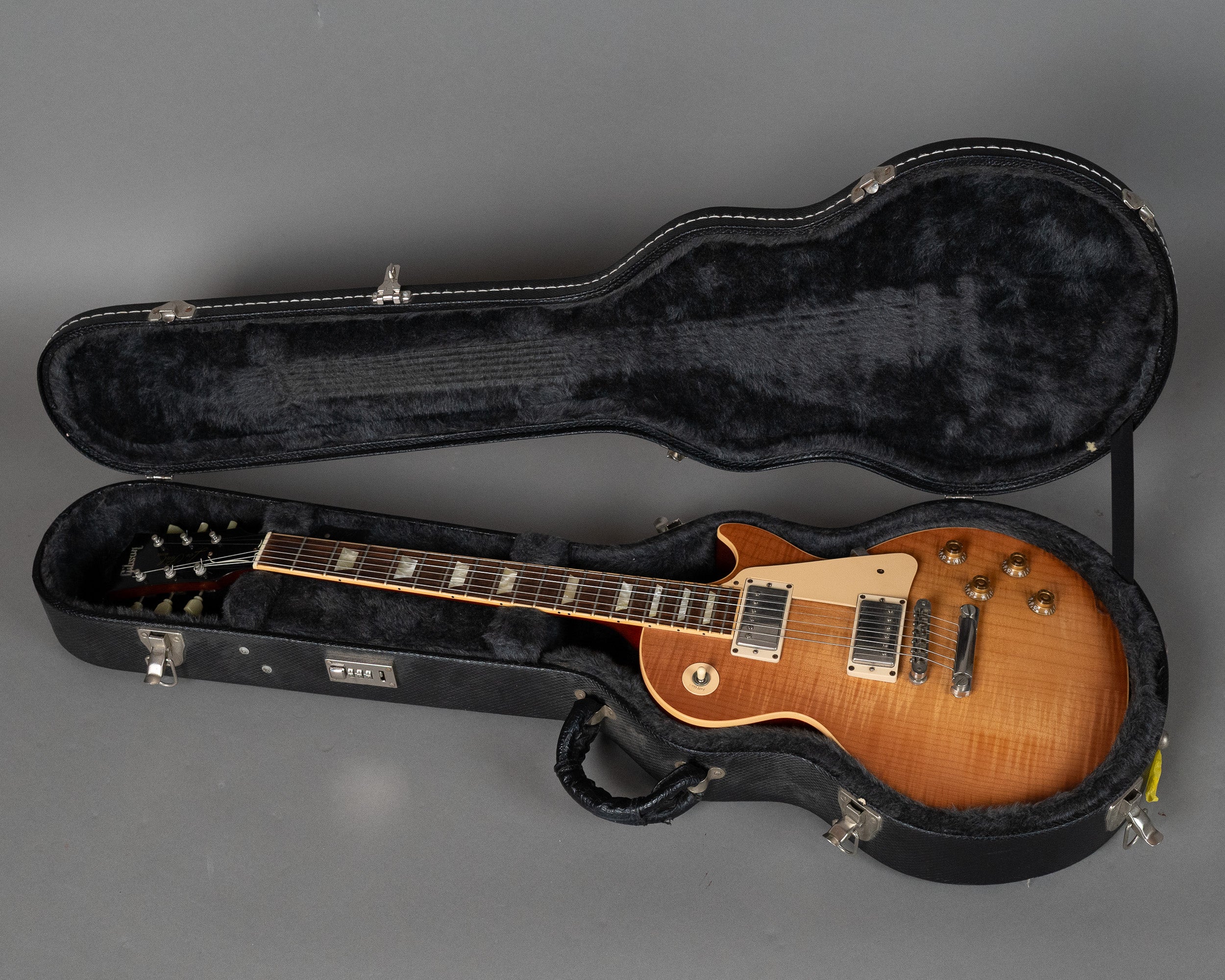 2006 Gibson Les Paul Premium Plus (USA, Honey Burst, OHSC)