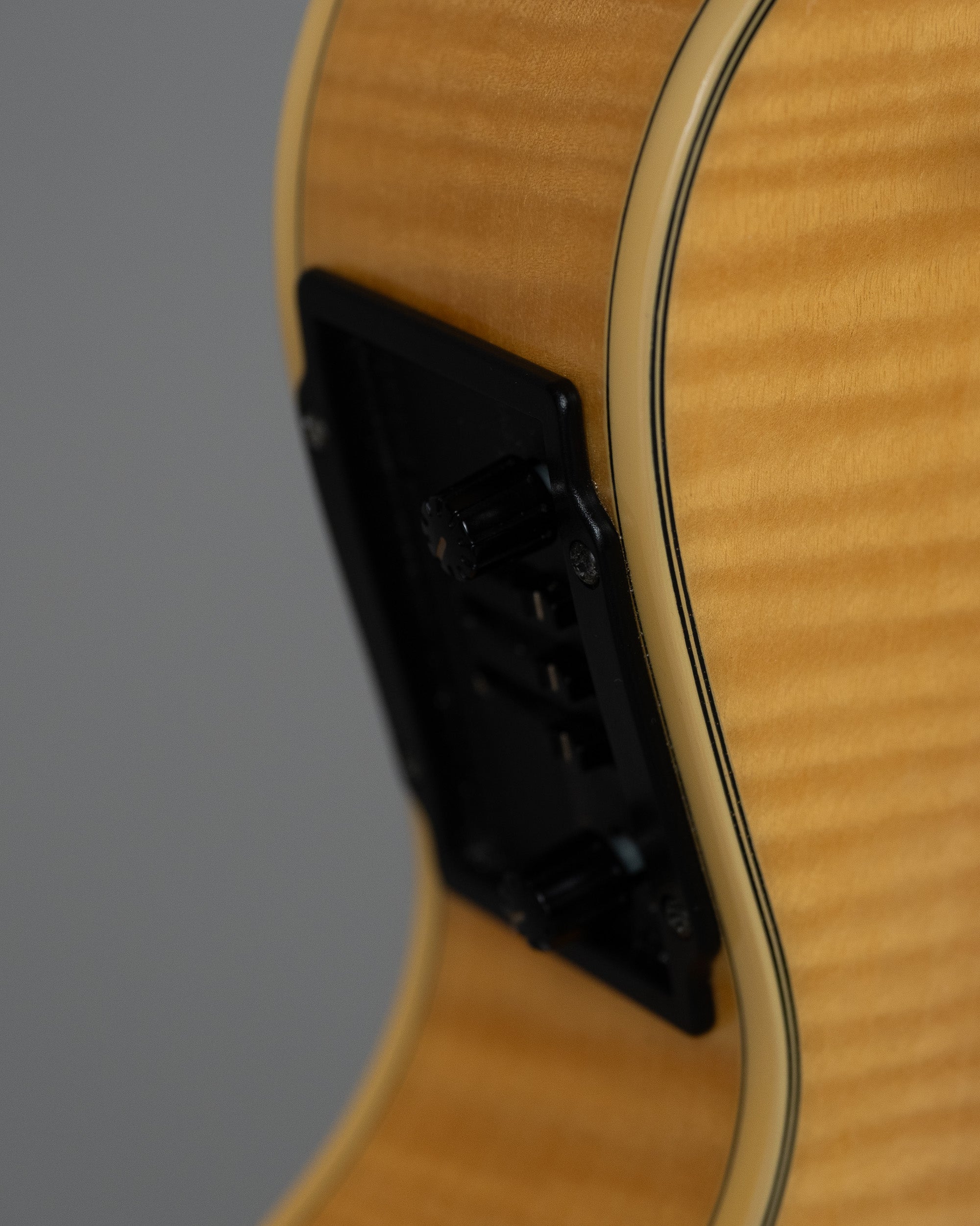 2004 Yamaha AEX1500 Archtop (Japan, Natural, OHSC)
