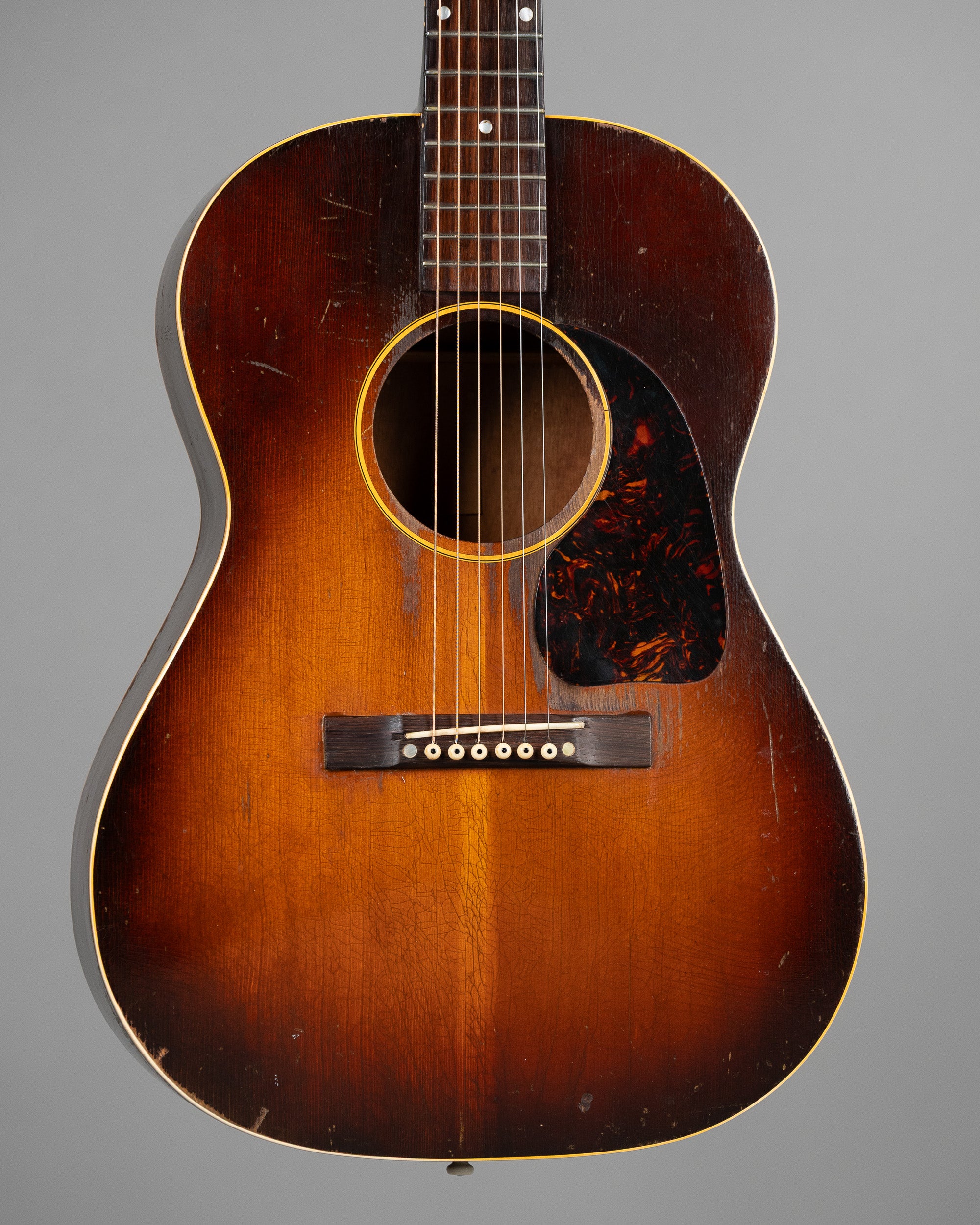1946 Gibson LG-2 (USA, Sunburst, Gibson HSC)