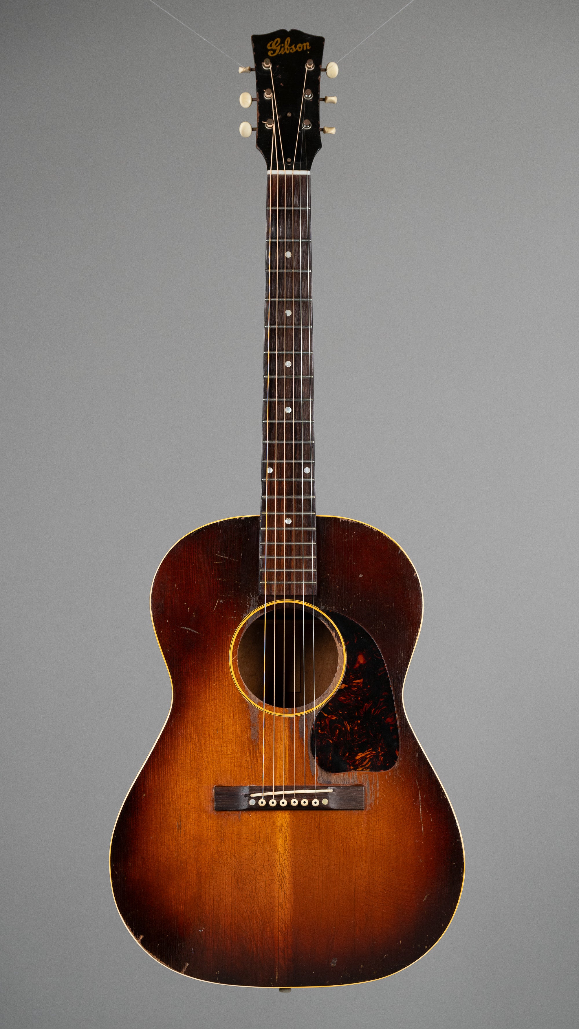1946 Gibson LG-2 (USA, Sunburst, Gibson HSC)