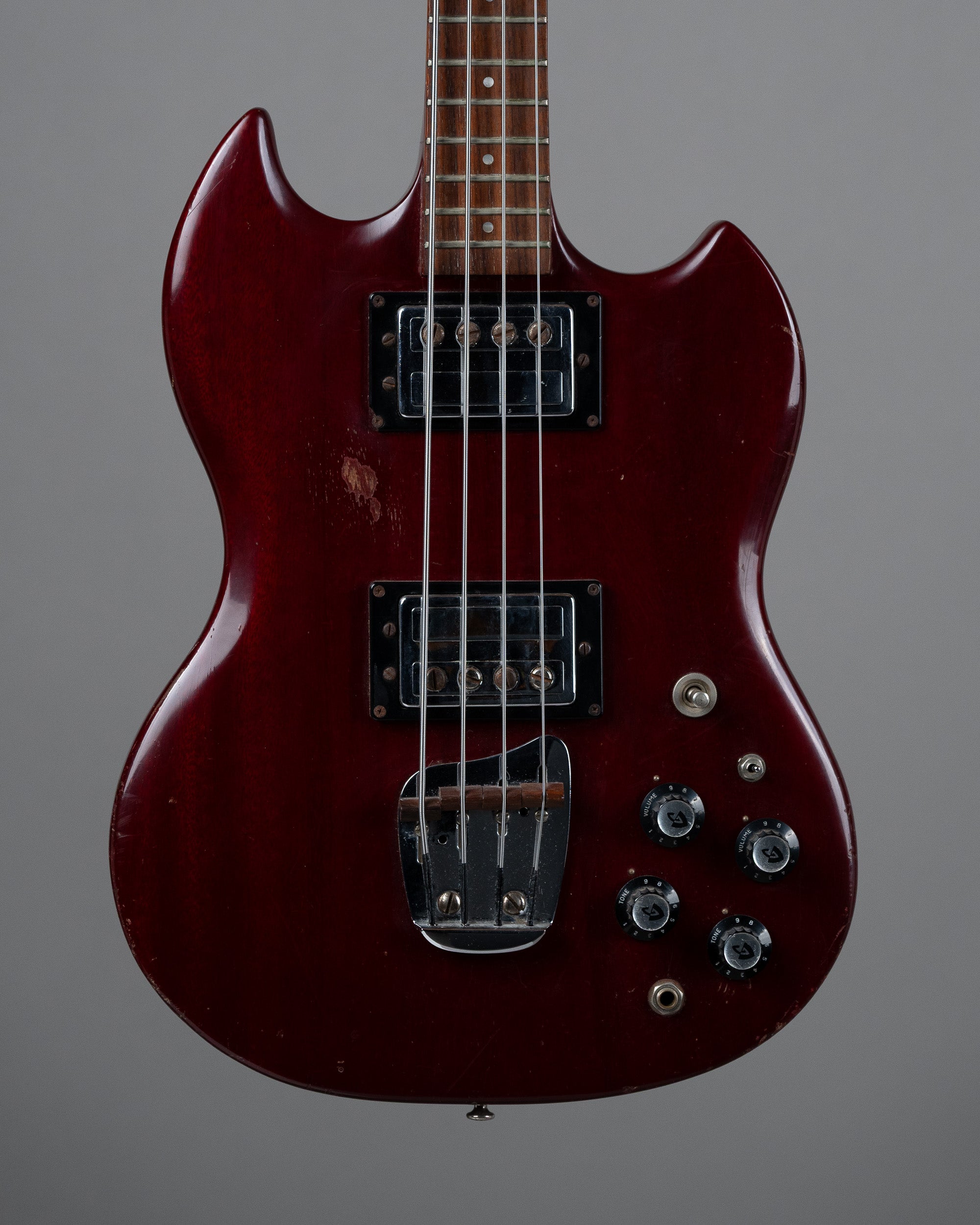 1973 Guild Jetstar II (USA, Cherry, HSC)