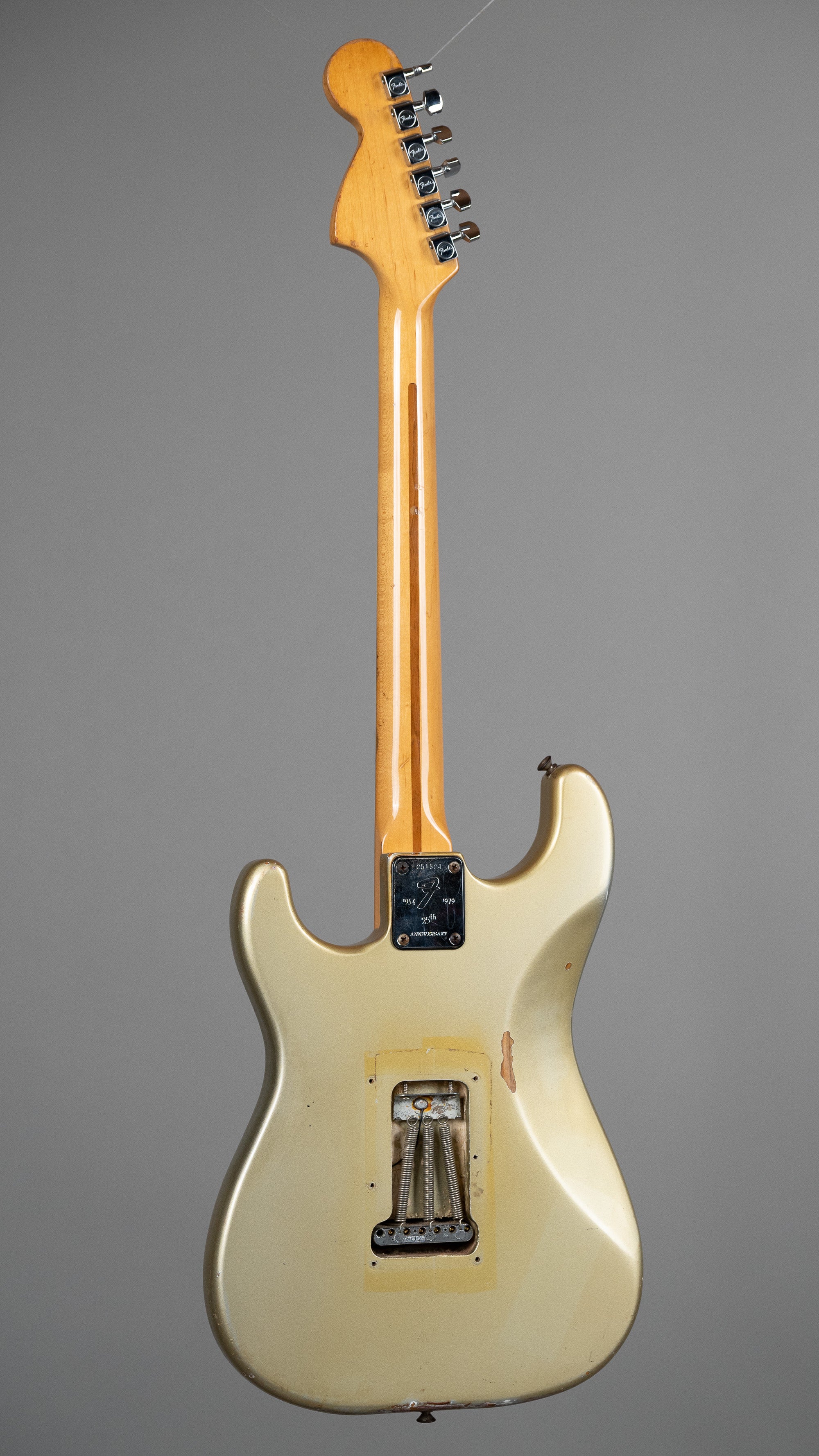 1979 Fender Anniversary Stratocaster (USA, Silver, Fender Tweed Case)