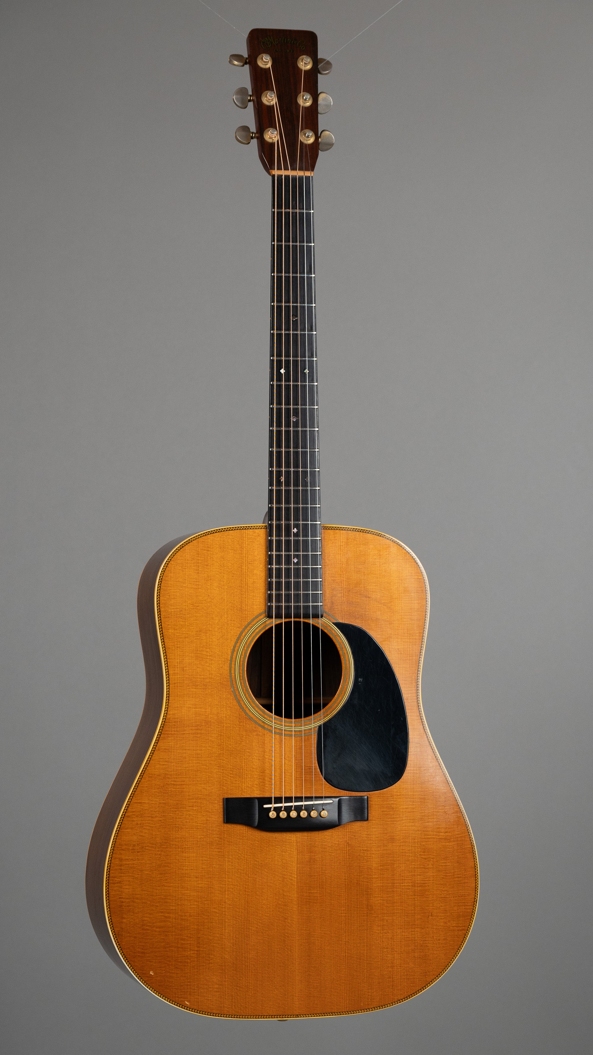 1977 Martin HD-28 (USA, Diamond Inlays, Natural, OHSC)