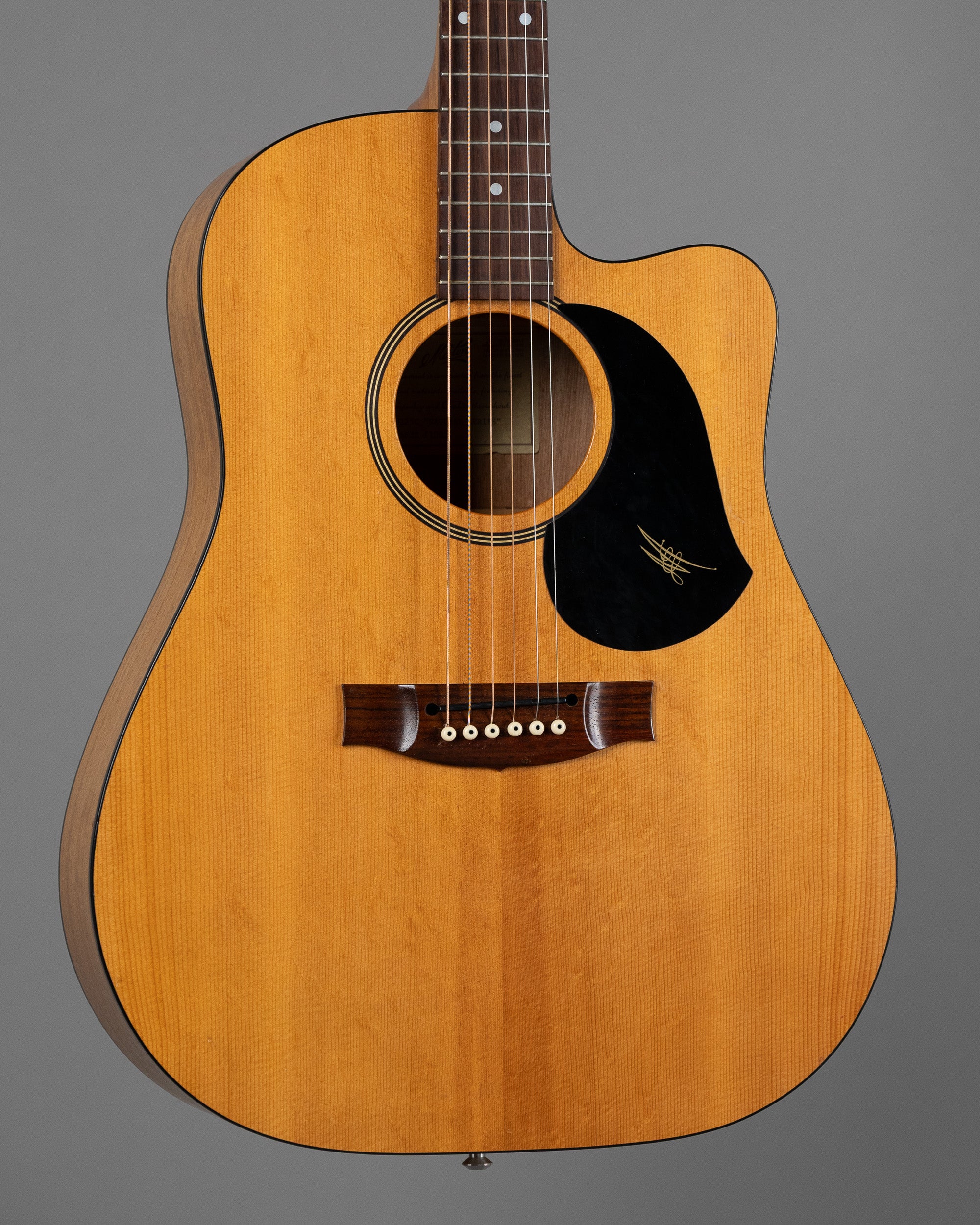 c2004 Maton M225C (Australian, Natural, Foam Case)