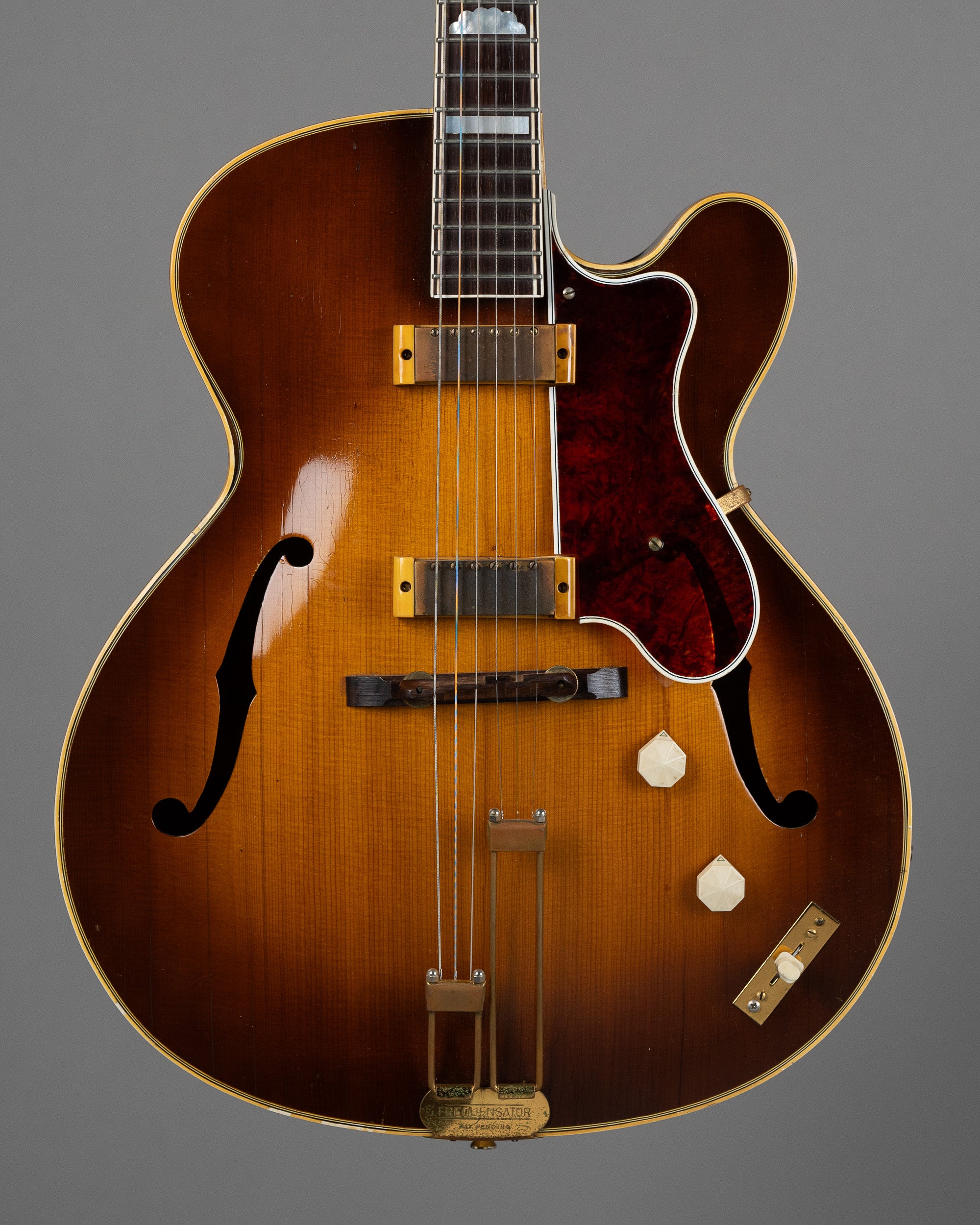 1953 Epiphone Zephyr Deluxe Regent (USA, Sunburst, OHSC)
