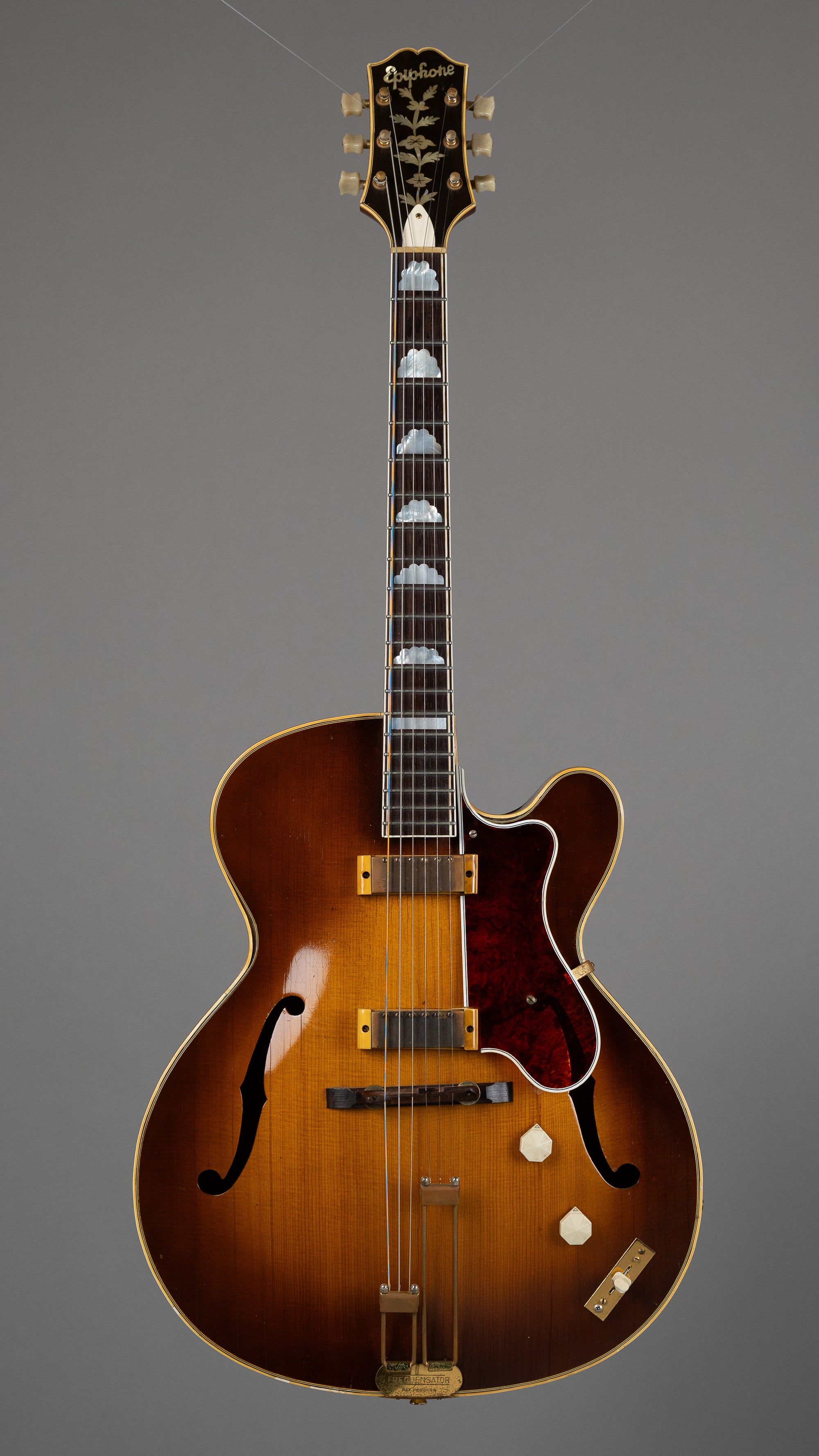 1953 Epiphone Zephyr Deluxe Regent (USA, Sunburst, OHSC)