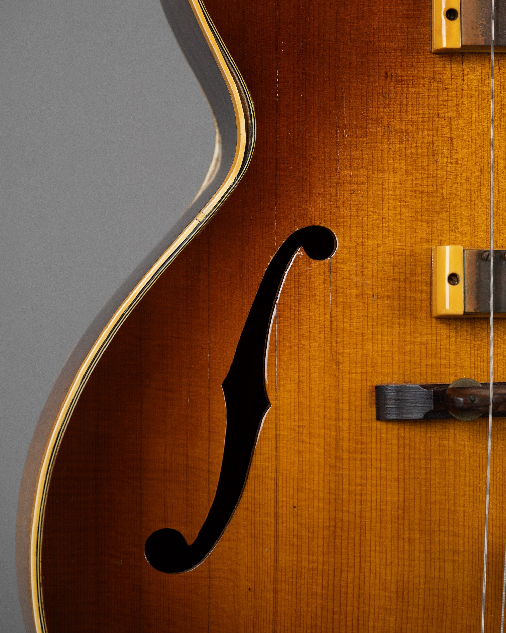 1953 Epiphone Zephyr Deluxe Regent (USA, Sunburst, OHSC)