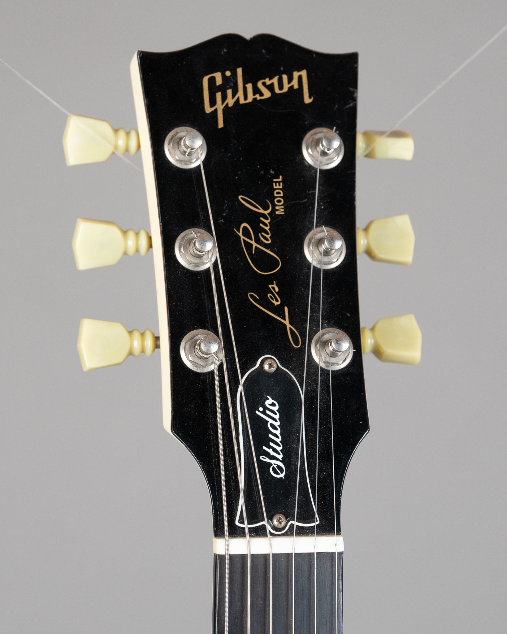 2007 Gibson Les Paul Studio (USA, EMG Pickups, White, OHSC)