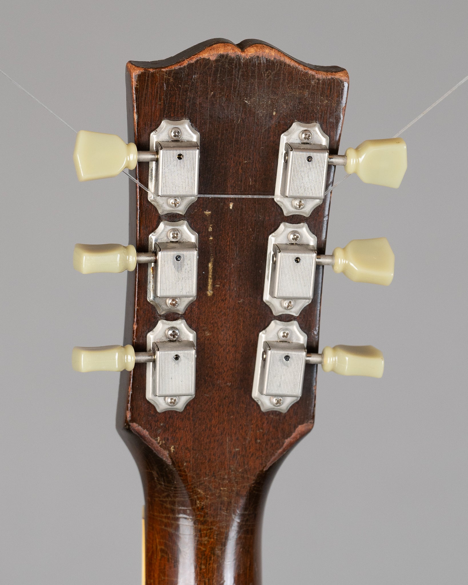 c1952 Gibson L-50 (USA, Sunburst, HSC)