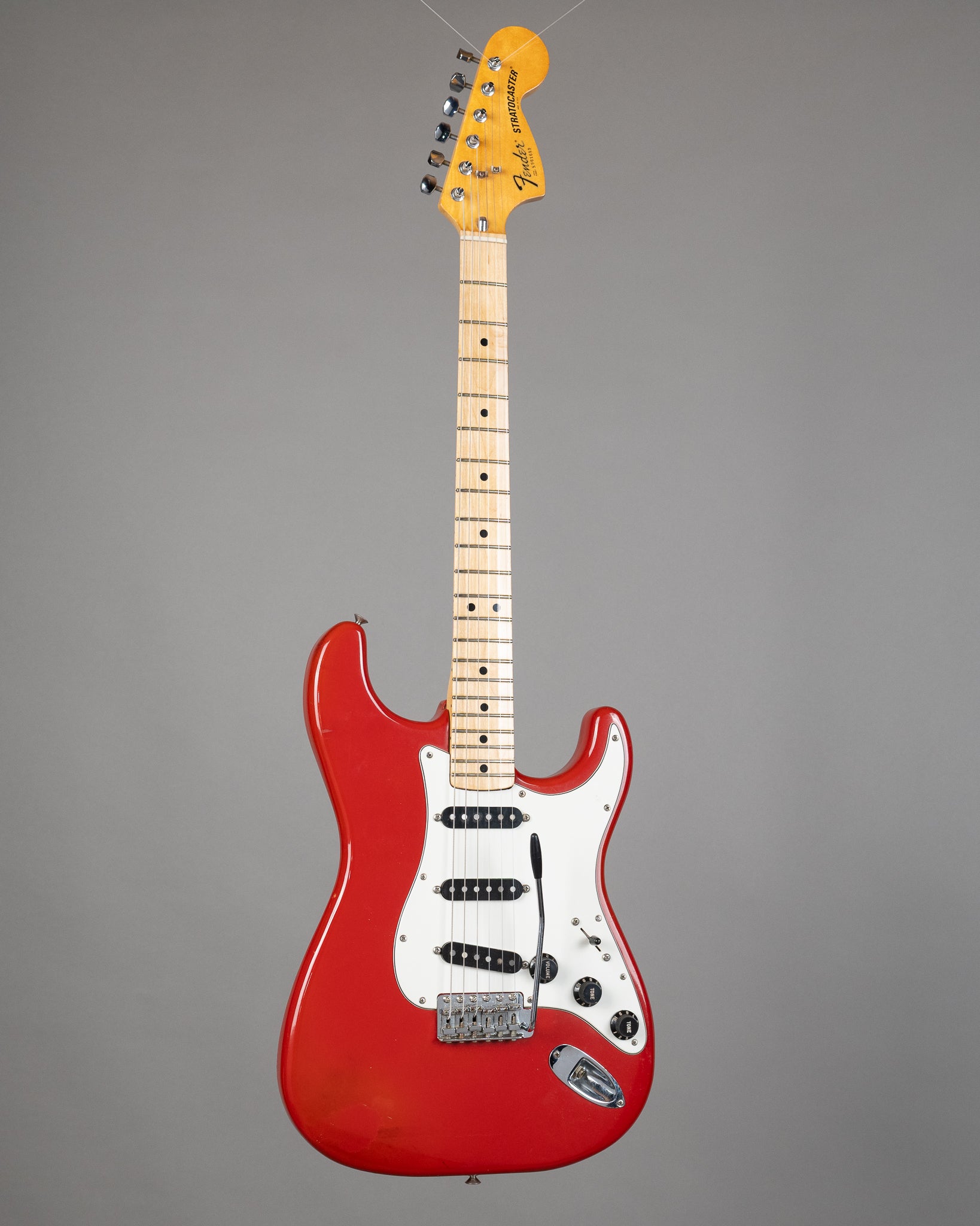 1979 Fender Stratocaster International Series (USA, Moroccan Red, HSC)