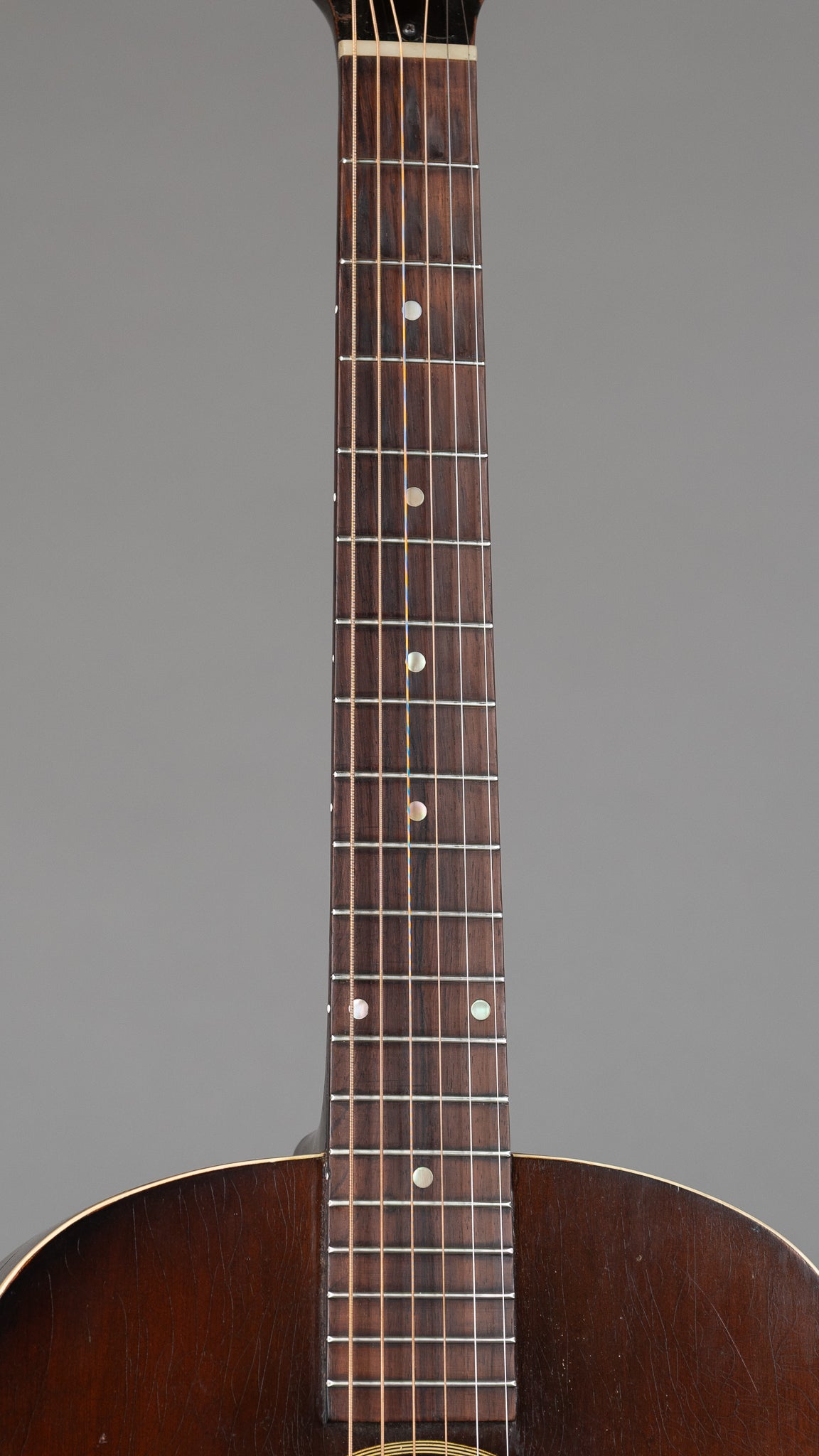 c1942 Gibson J-45 Banner (USA, Non Truss Rod Model, Sunburst, HSC)