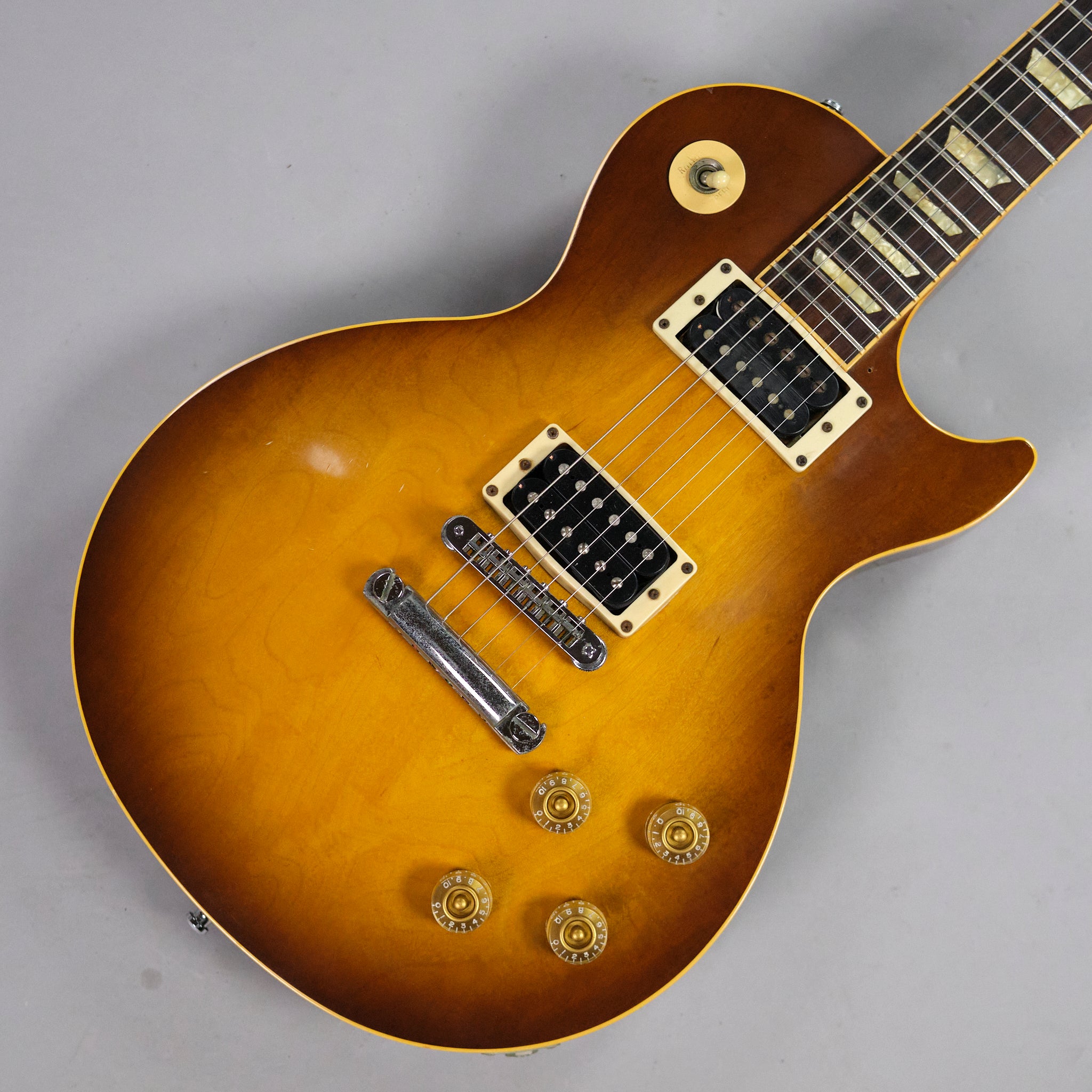 M*R様 Gibson Les Paul standard1991年 ギブソンレ 1991 Gibson Les Paul Standard Wine Red - YouTube