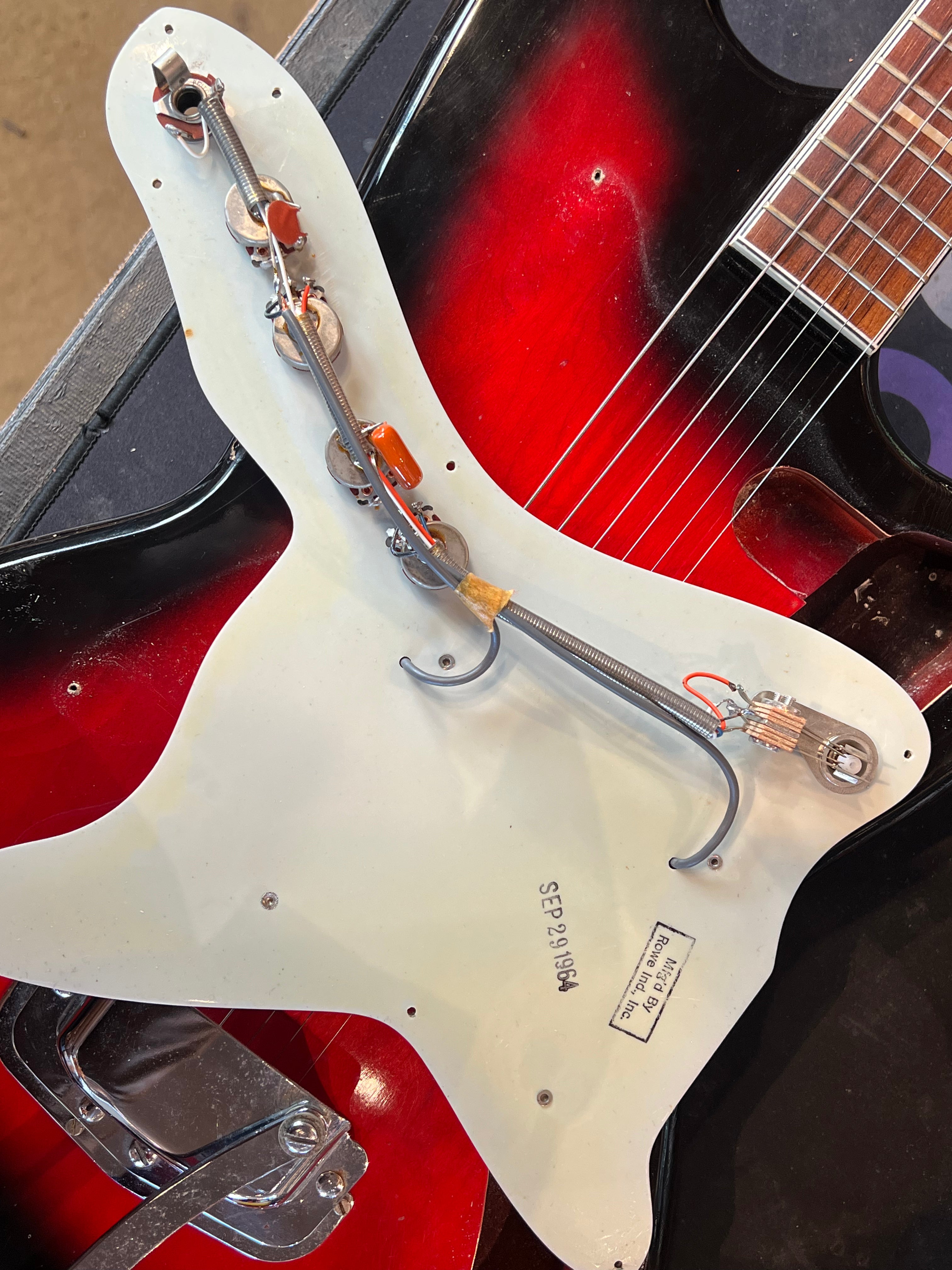 1964 Silvertone 1478 (USA, Redburst, OHSC)