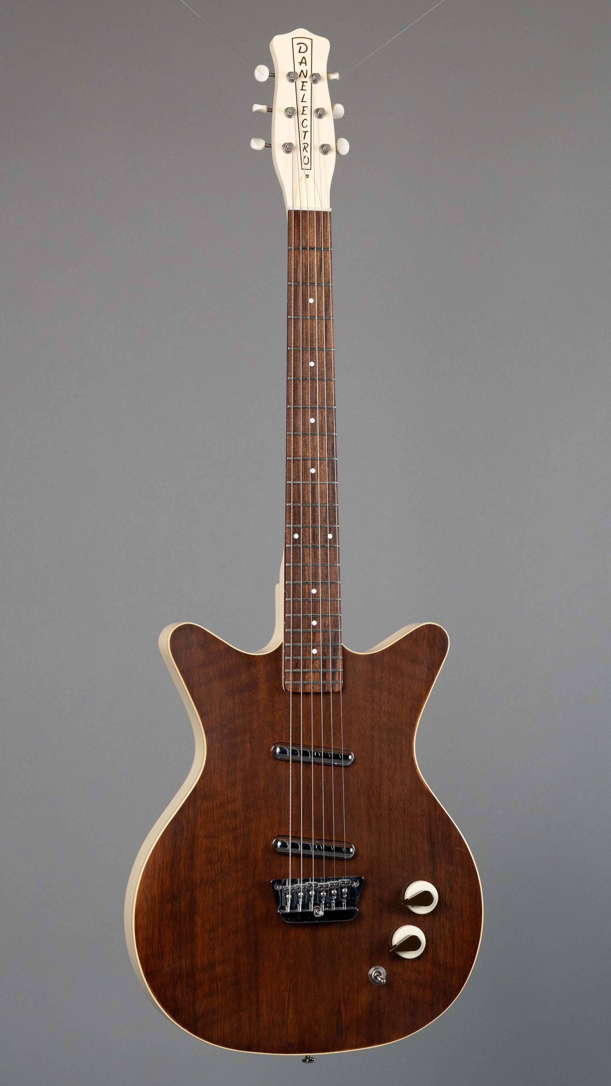 2020 Danelectro Divine '59 (Korea, Walnut, Gig Bag)