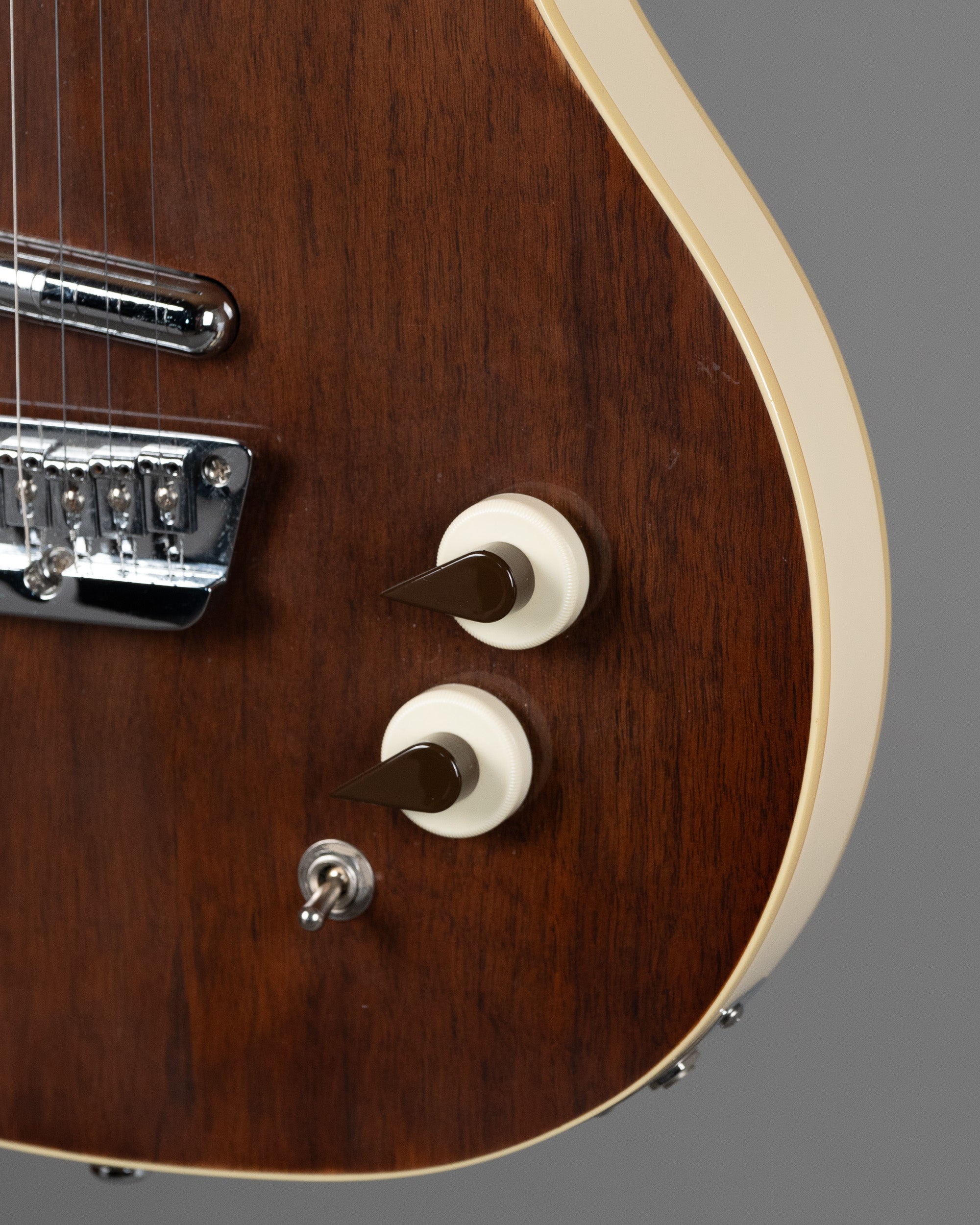 2020 Danelectro Divine '59 (Korea, Walnut, Gig Bag)