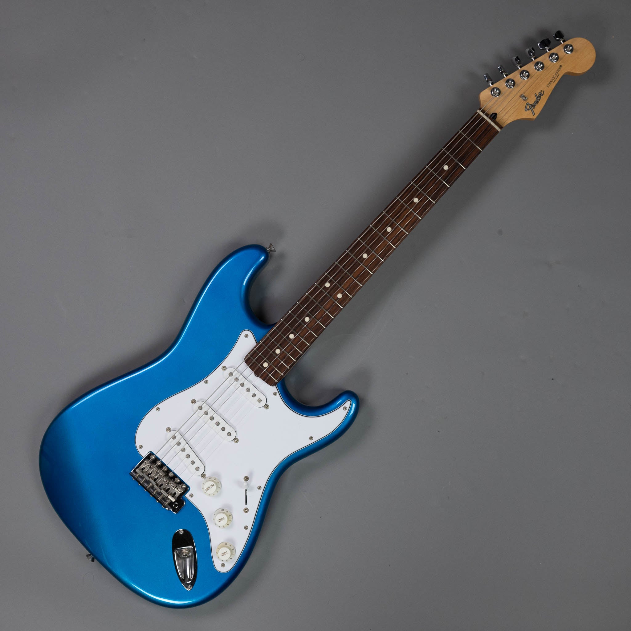2004 Fender 'Standard Series Stratocaster (Japan, Lake Placid Blue, Gig Bag)