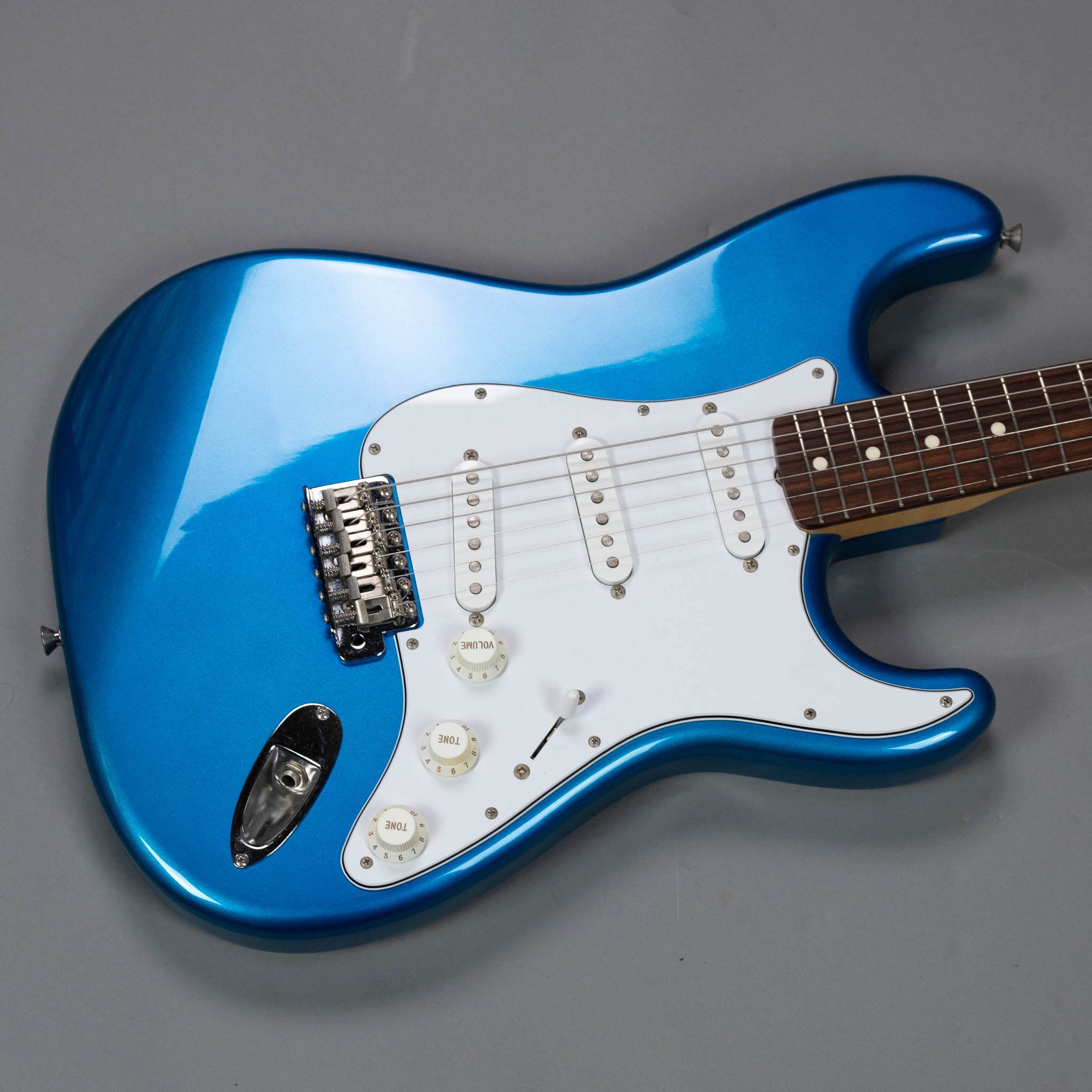 2004 Fender 'Standard Series Stratocaster (Japan, Lake Placid Blue, Gig Bag)