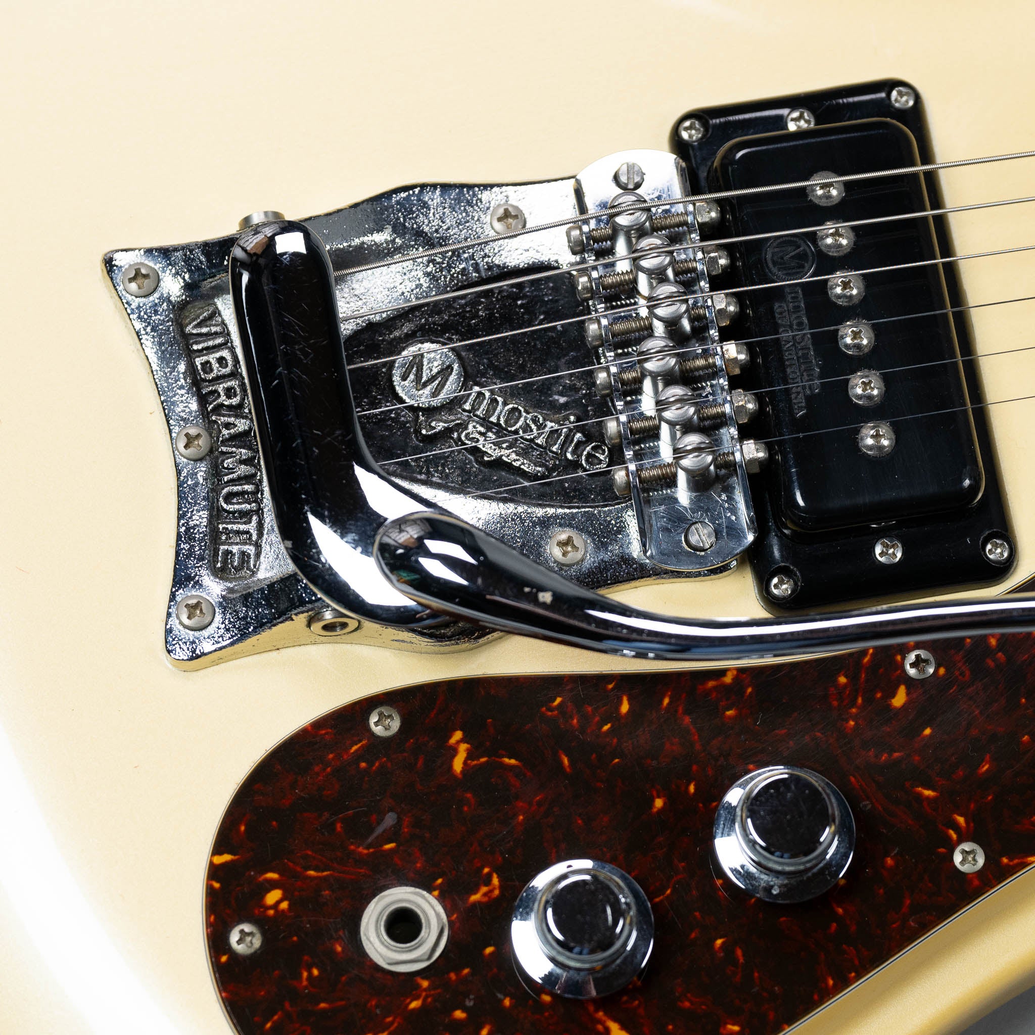 c2014 Mosrite Ventures American Standard Mark I AS-65 (USA, Pearl White, OHSC)