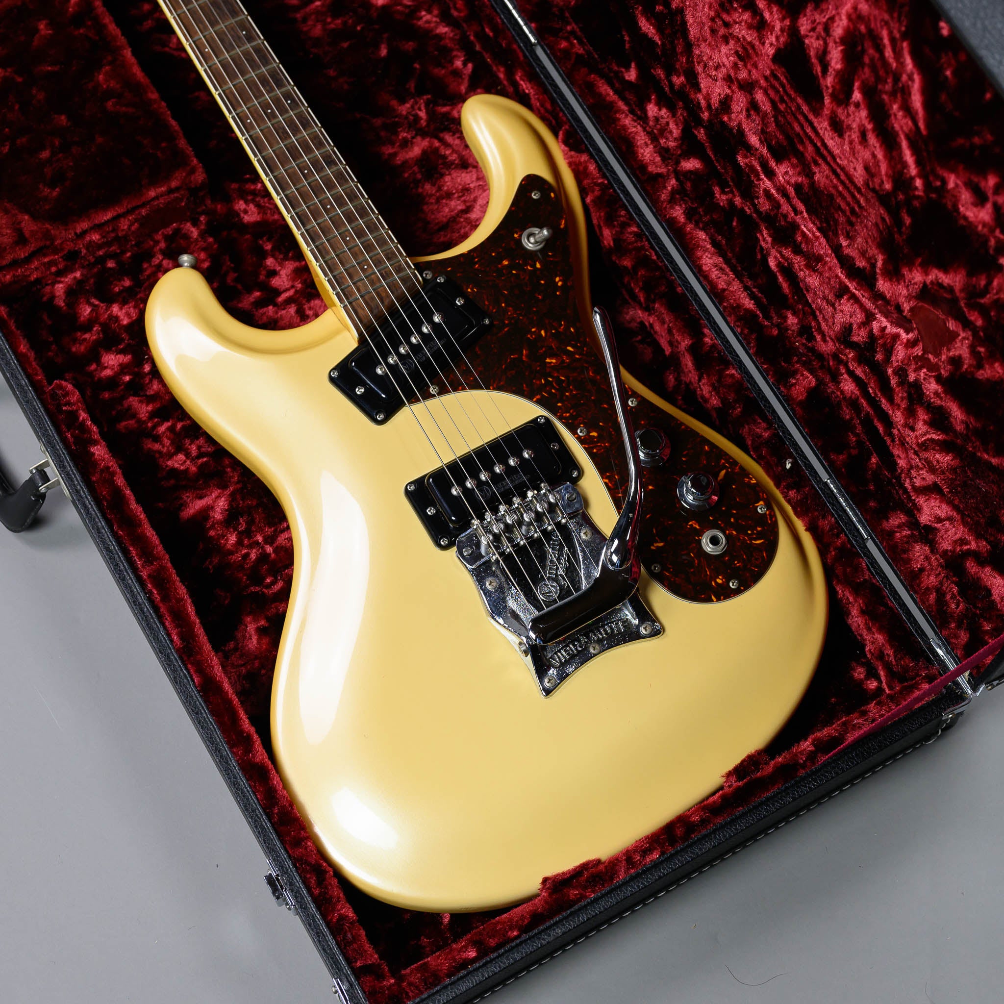 c2014 Mosrite Ventures American Standard Mark I AS-65 (USA, Pearl White, OHSC)
