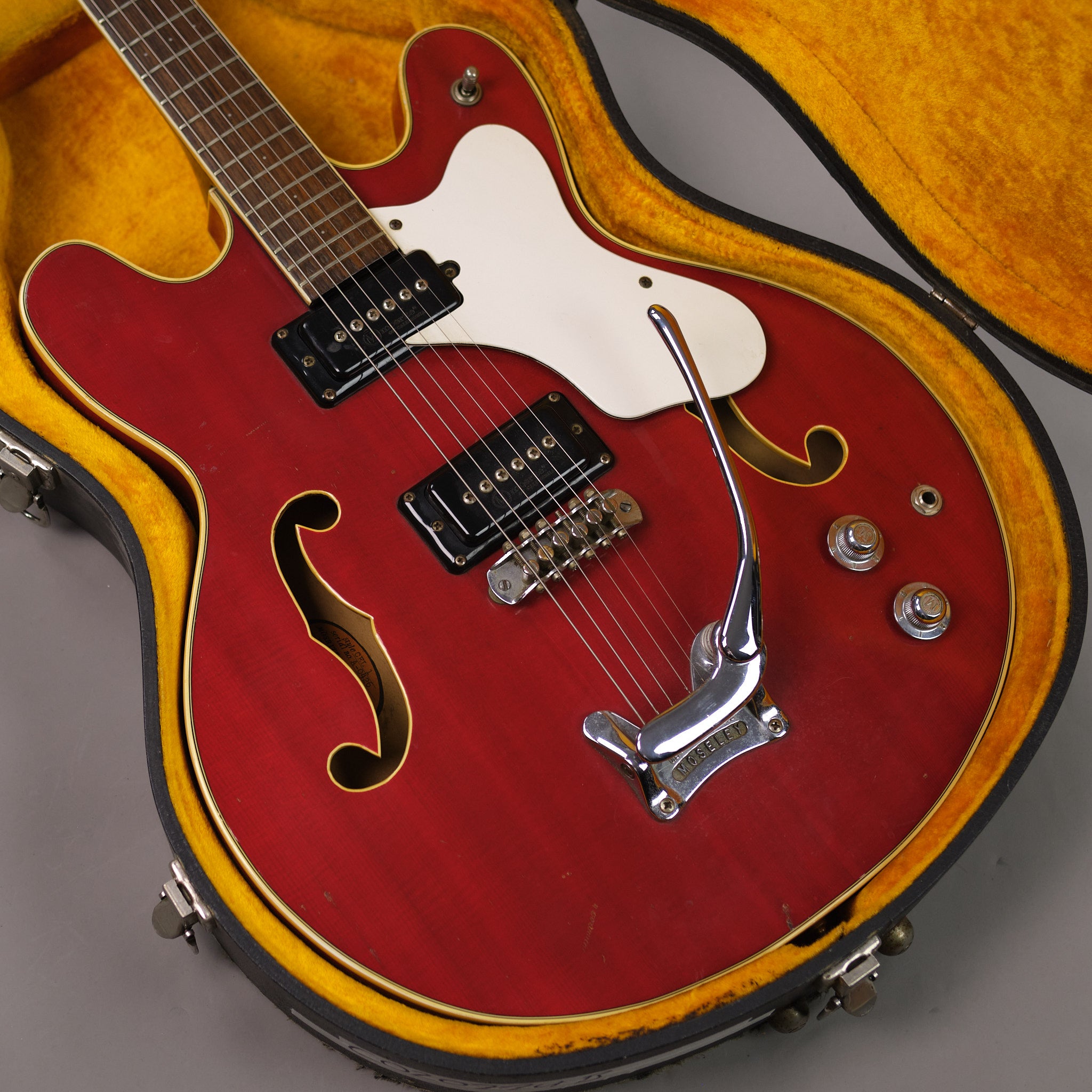 1968 Mosrite Celebrity lI (USA, Red, OHSC)