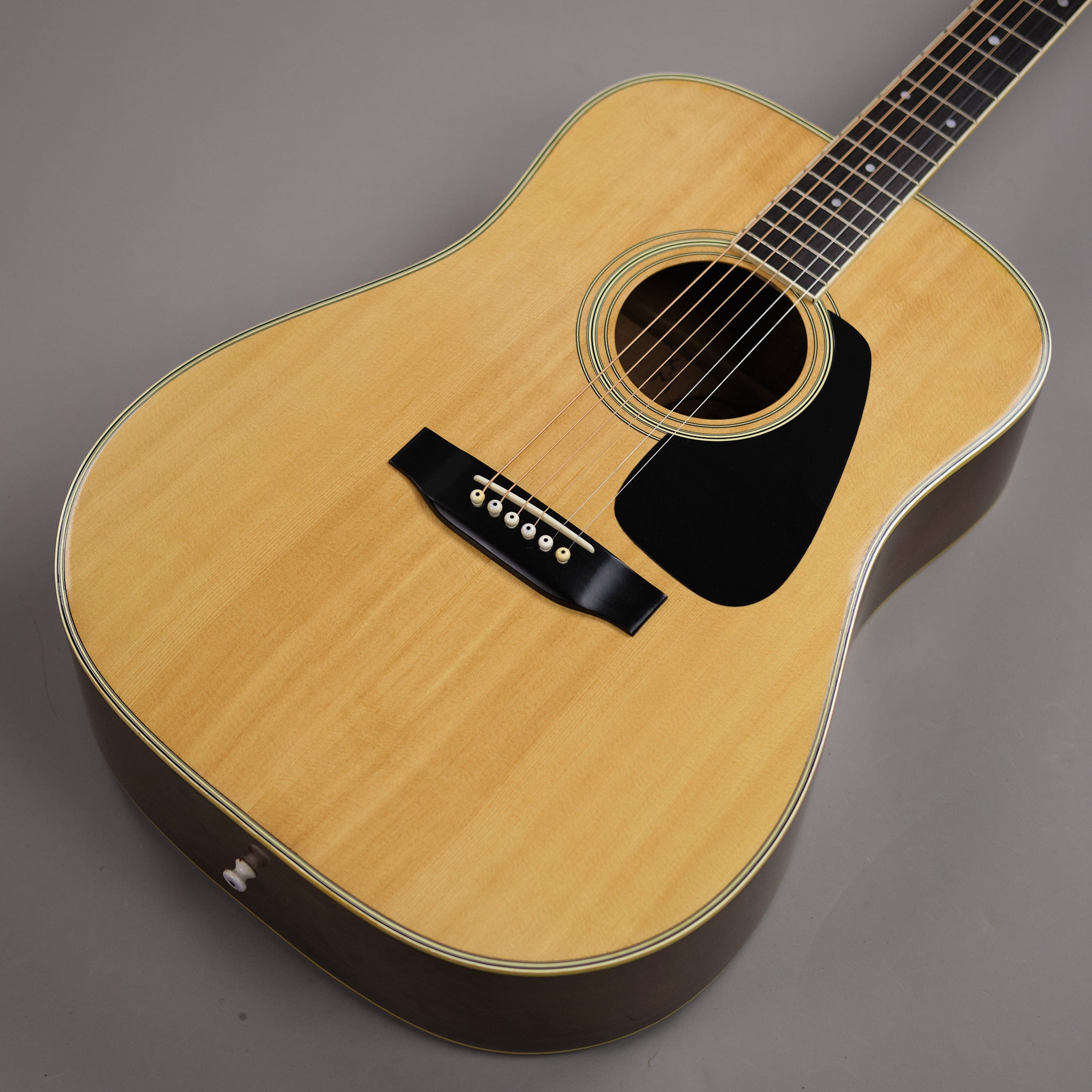 Morris MD-505 ナチュラル アコースティックギター 傷や汚れあり 