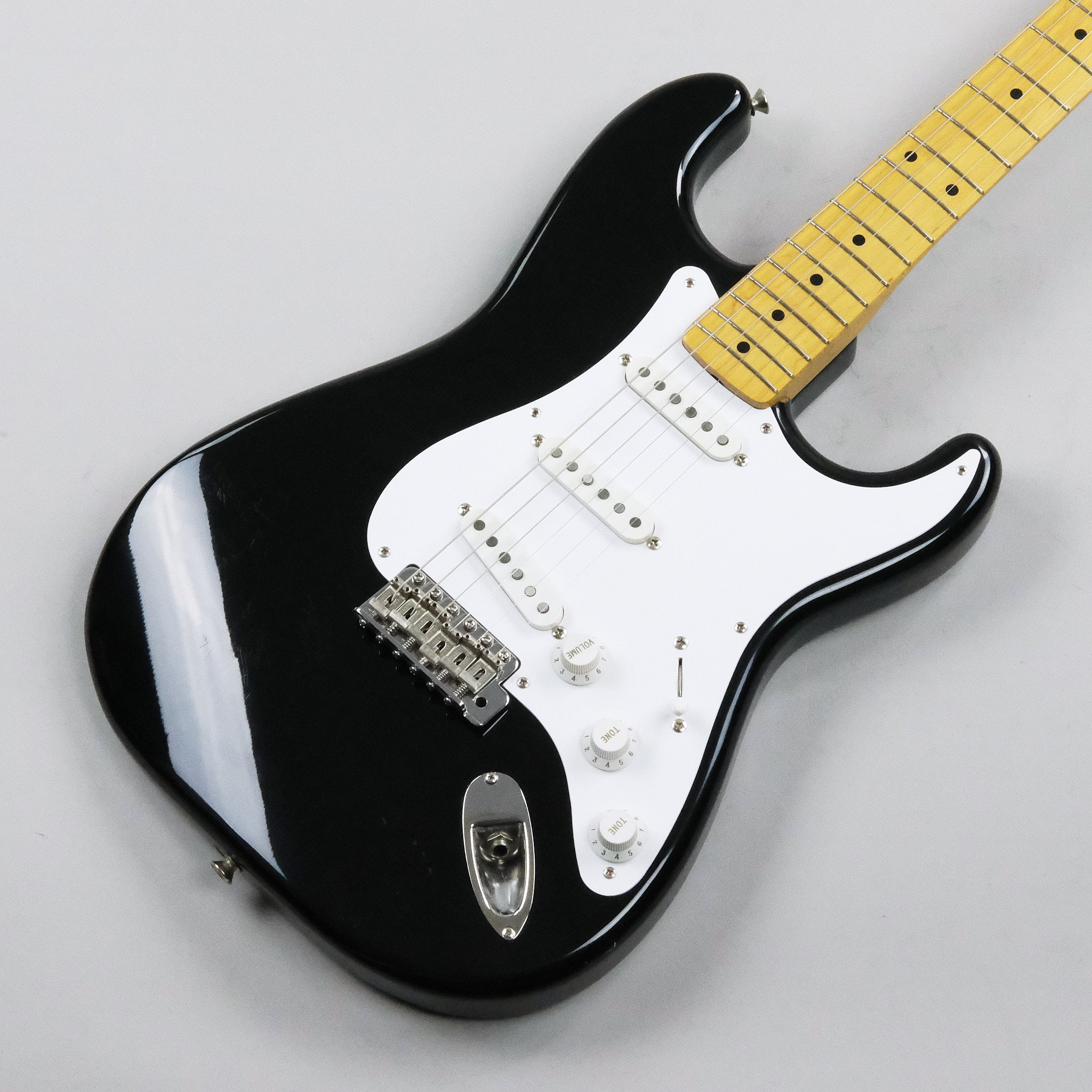 1987 Fender Stratocaster '57 Re-Issue (Japan, Black) *