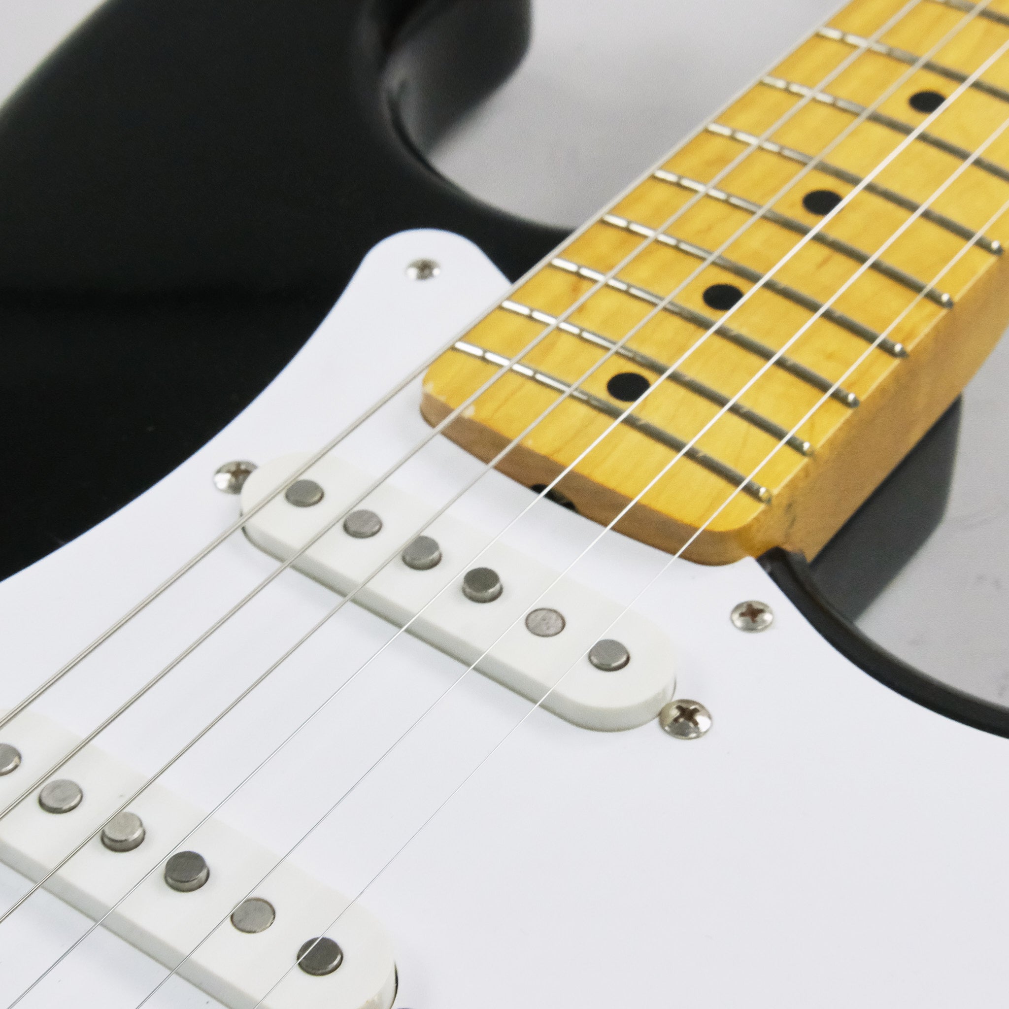 1987 Fender Stratocaster '57 Re-Issue (Japan, Black) *