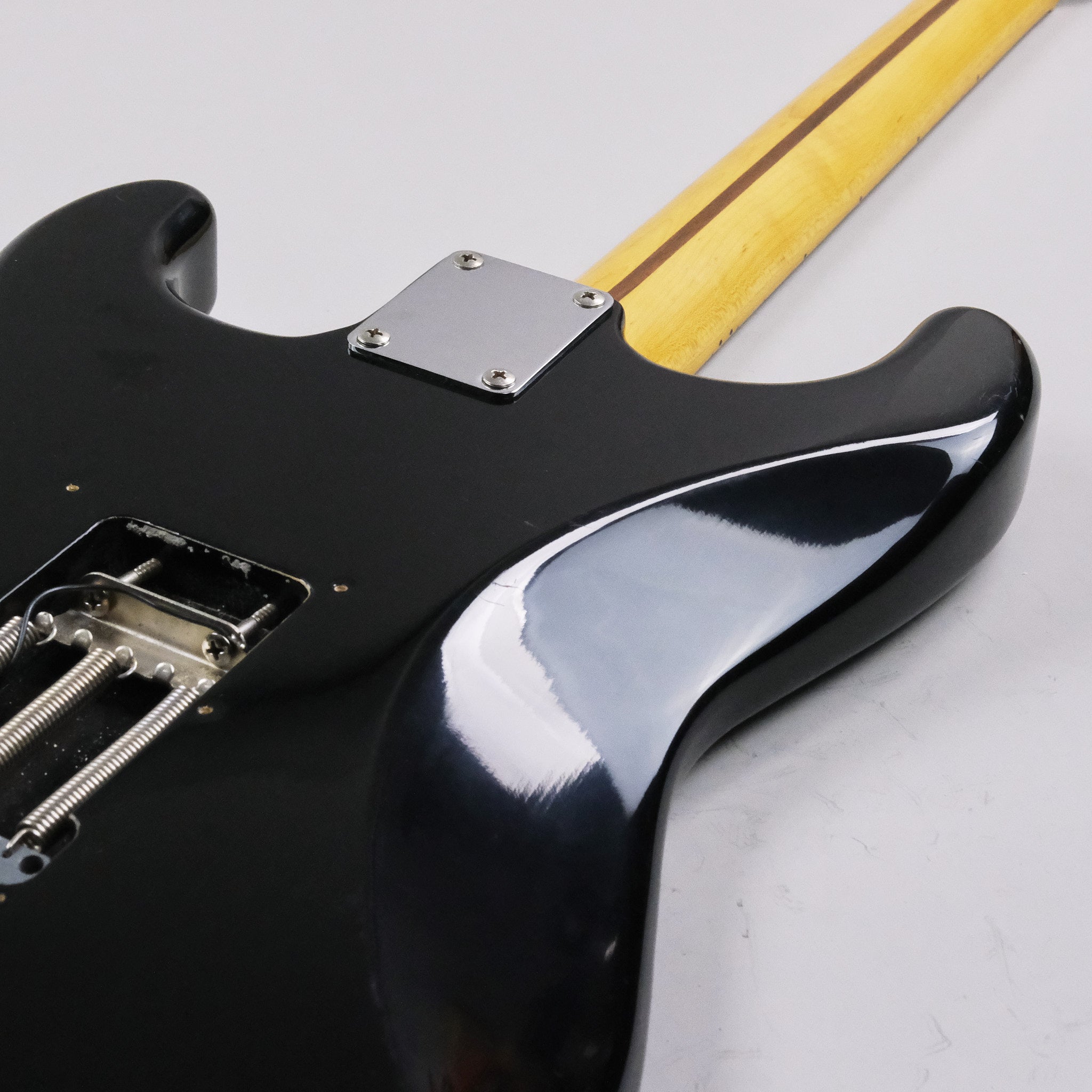 1987 Fender Stratocaster '57 Re-Issue (Japan, Black) *