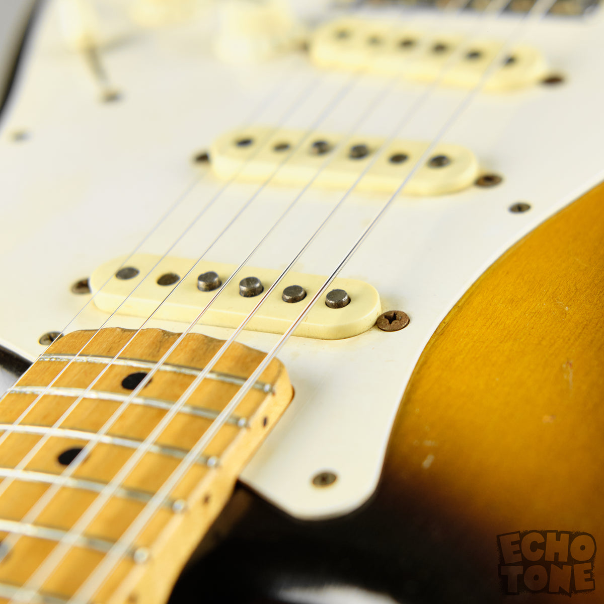 1958 Fender Stratocaster (2-Tone Sunburst, OHSC)