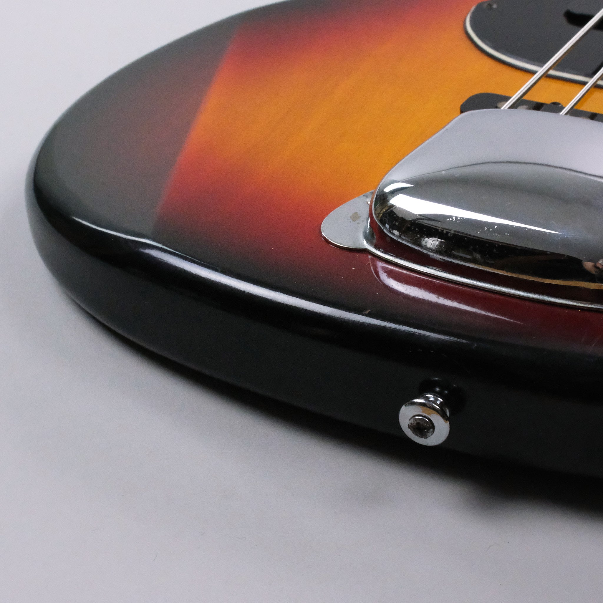 c1970s Yamaha Super Bass 600 (Made in Japan, Sunburst) *