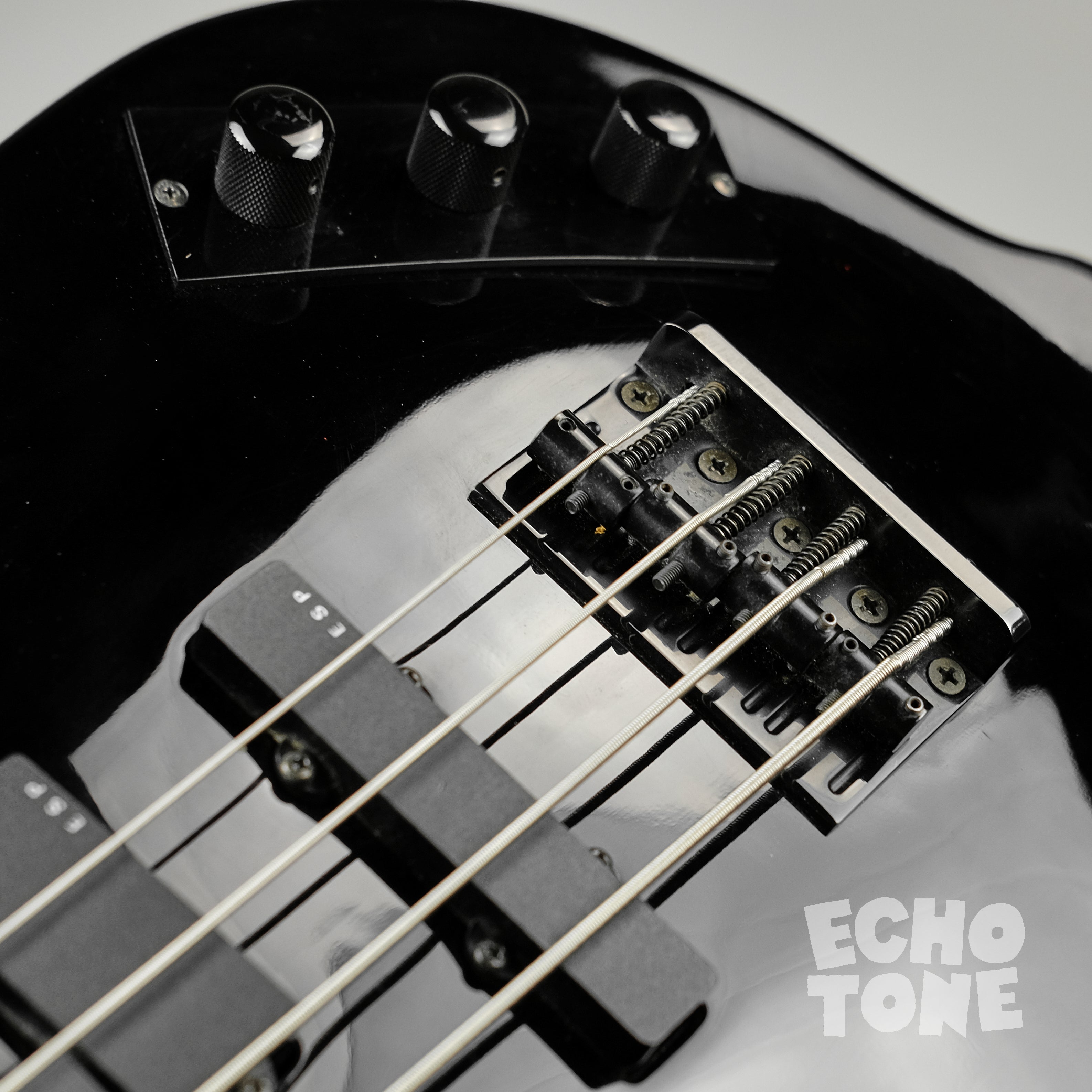 c2000s Edwards JV-95 Viola Bass (Black)*