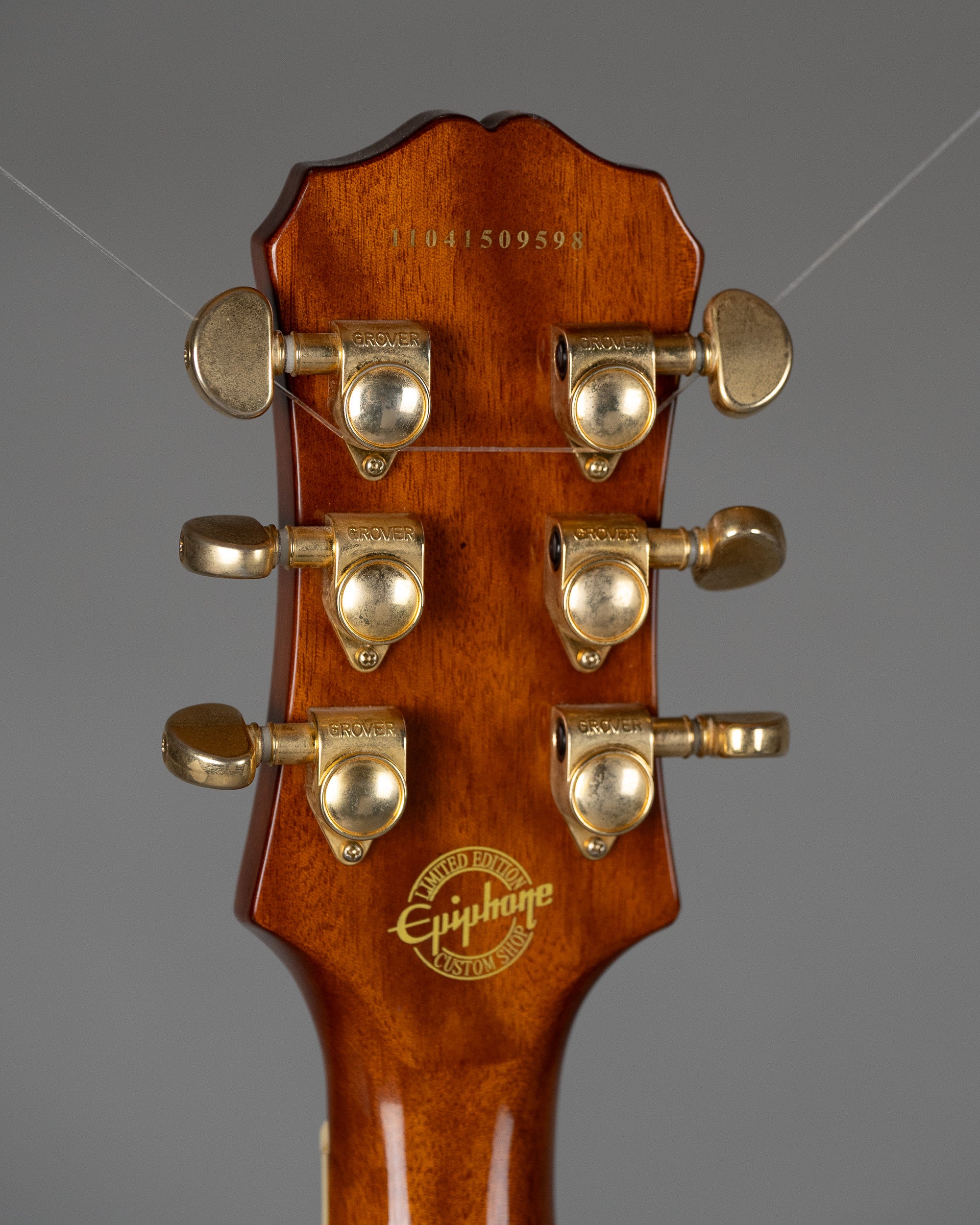 2011 Epiphone Les Paul Standard Plus Top (China, Honeyburst)