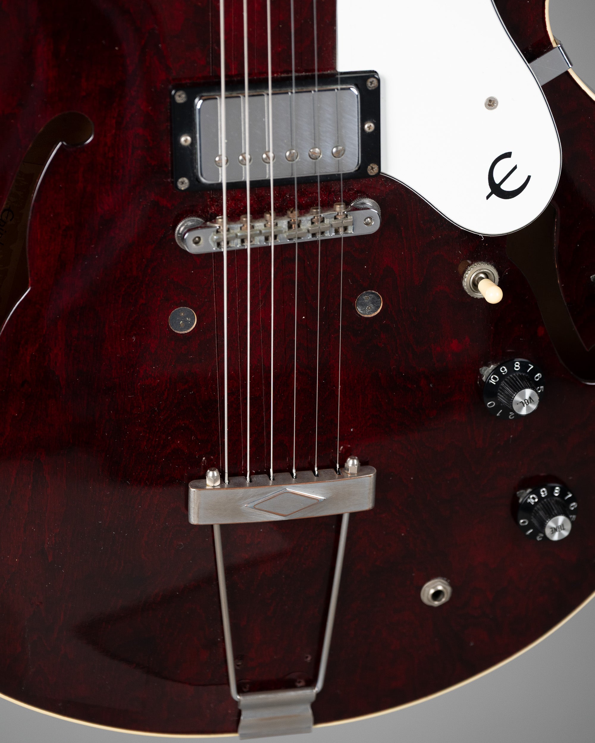 1984 Epiphone Riviera (Japan, Burgundy, OHSC)
