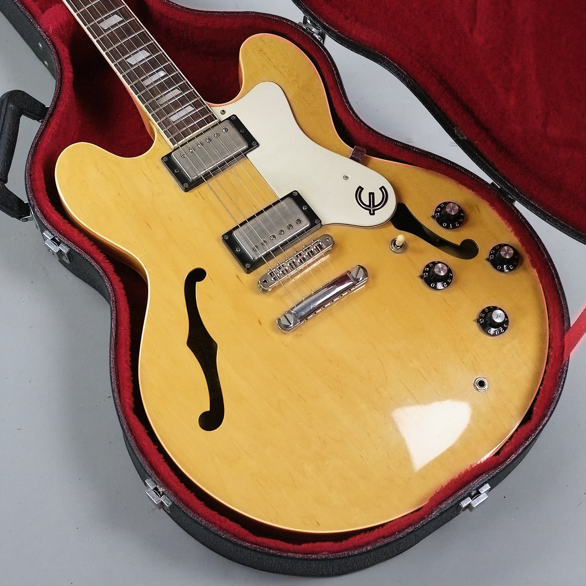 1984 Epiphone Riviera (Japan, Natural, HSC)