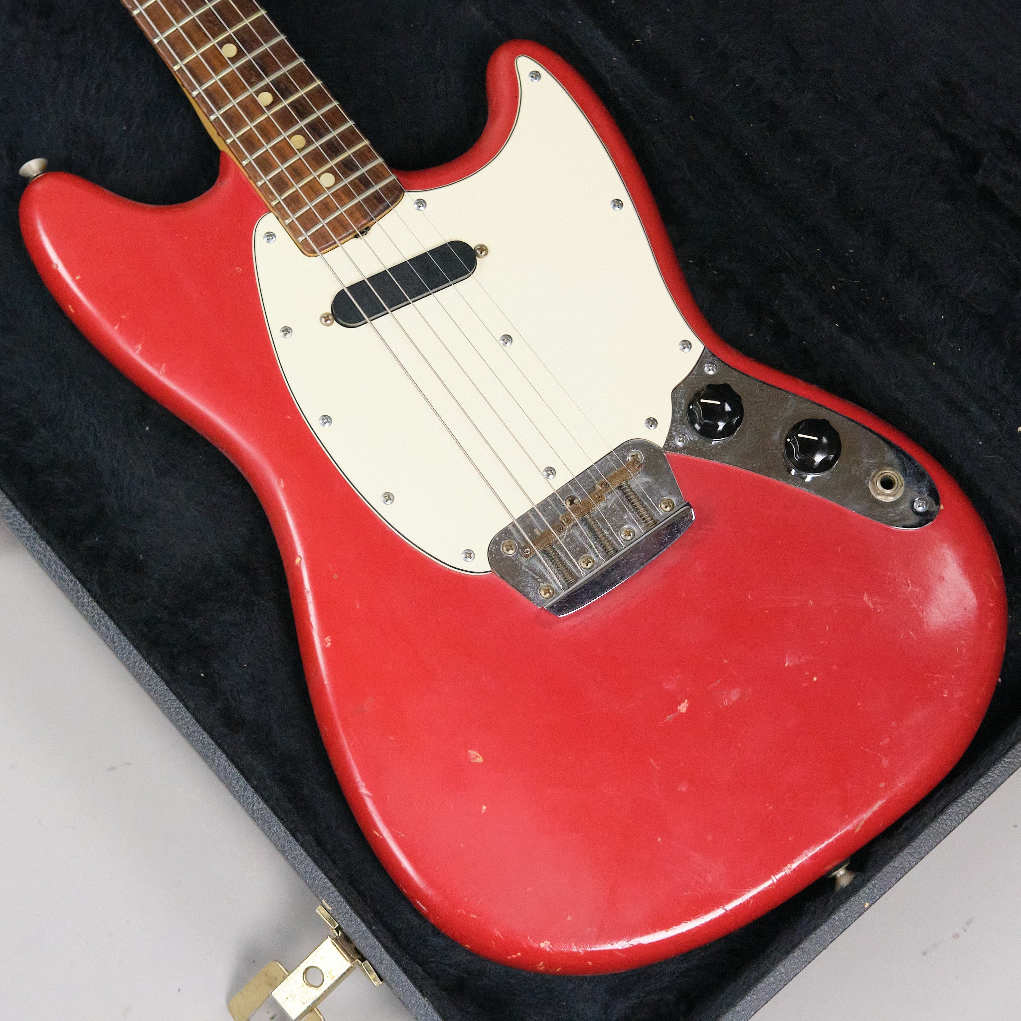 1974 Fender Musicmaster (USA, Dakota Red, HSC)