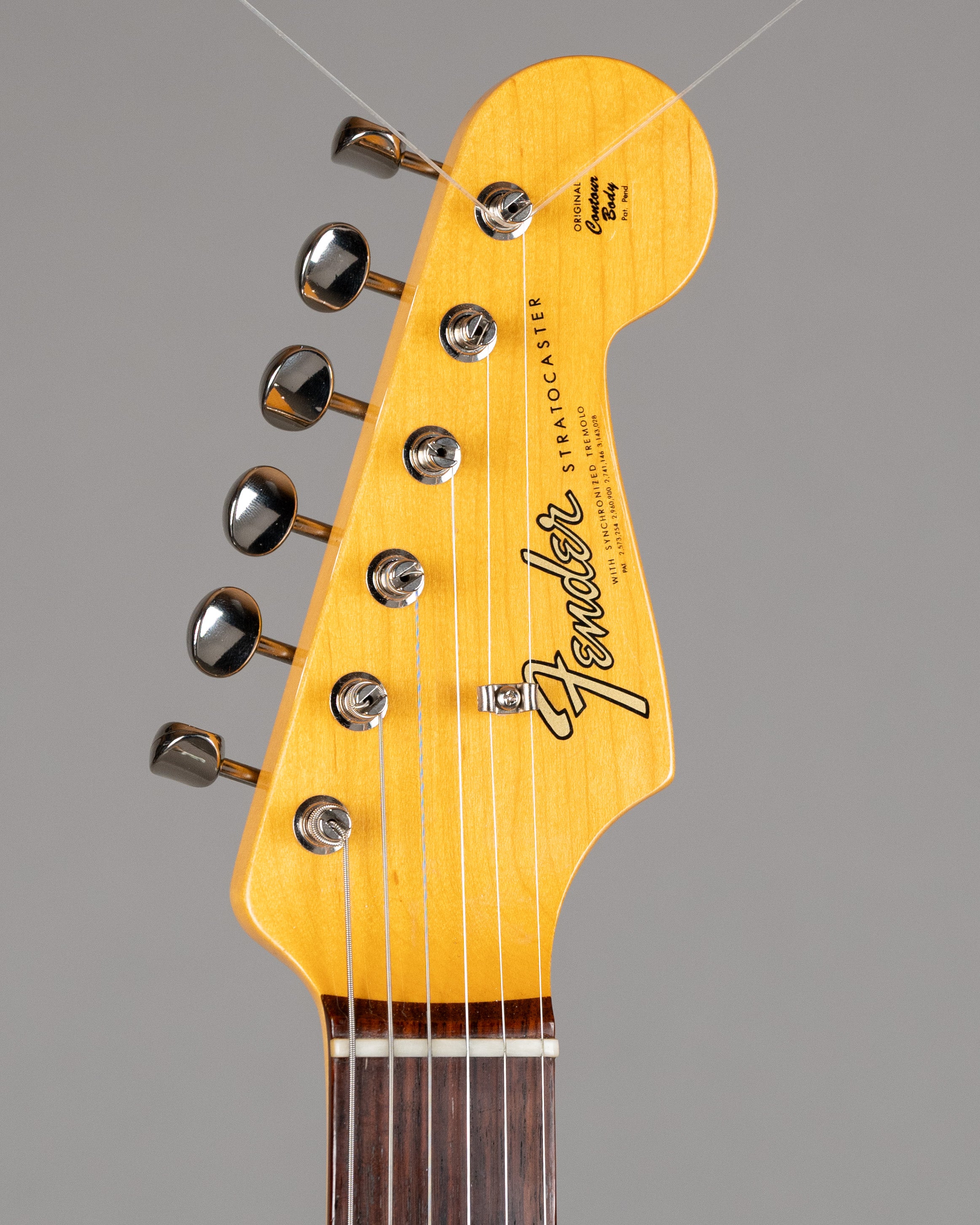 **Fender American Vintage II 1965 Stratocaster (Round-Lam Rosewood Fingerboard, Sonic Blue)** EX DEMO