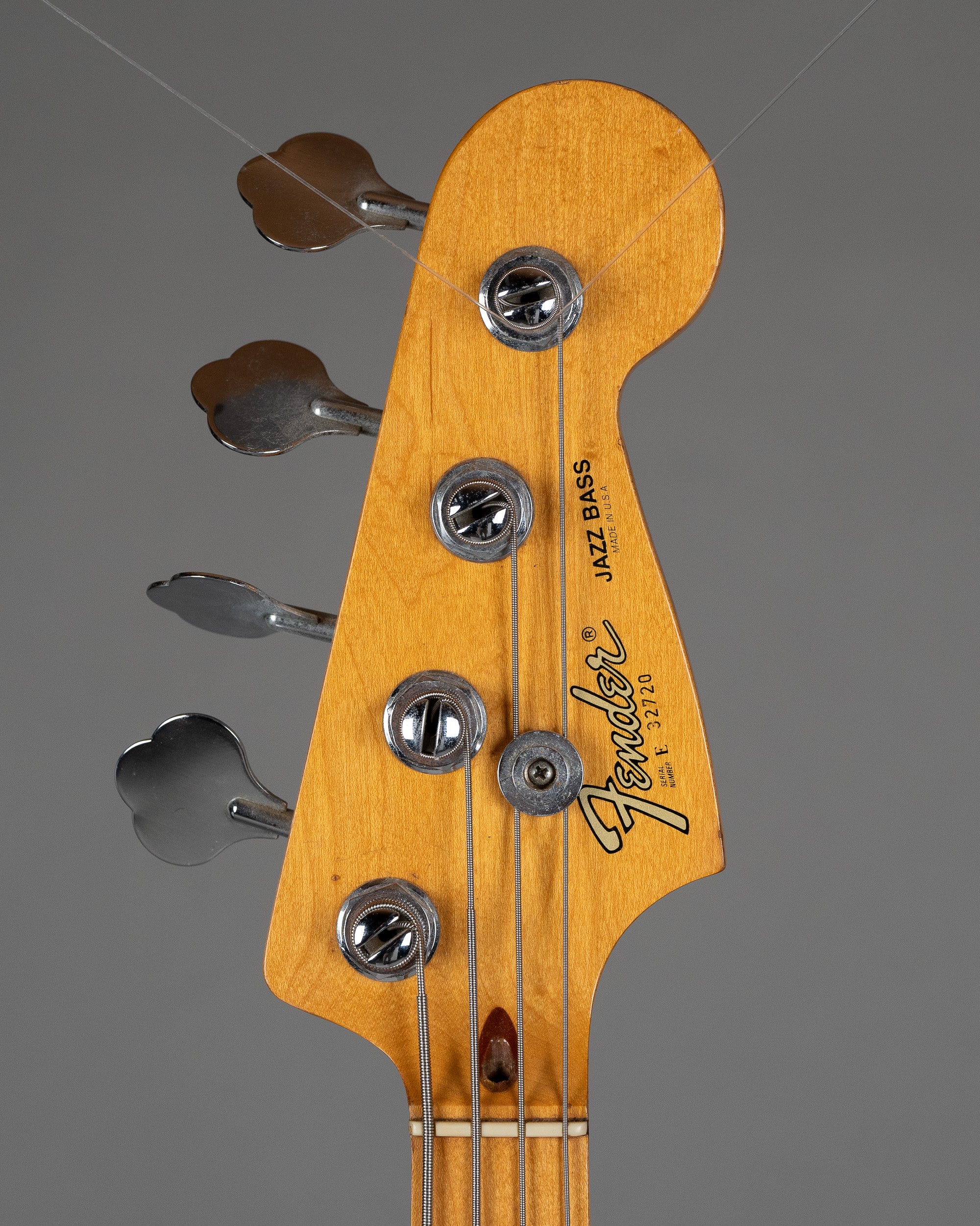 1984 Fender Jazz Bass (USA, Blonde)
