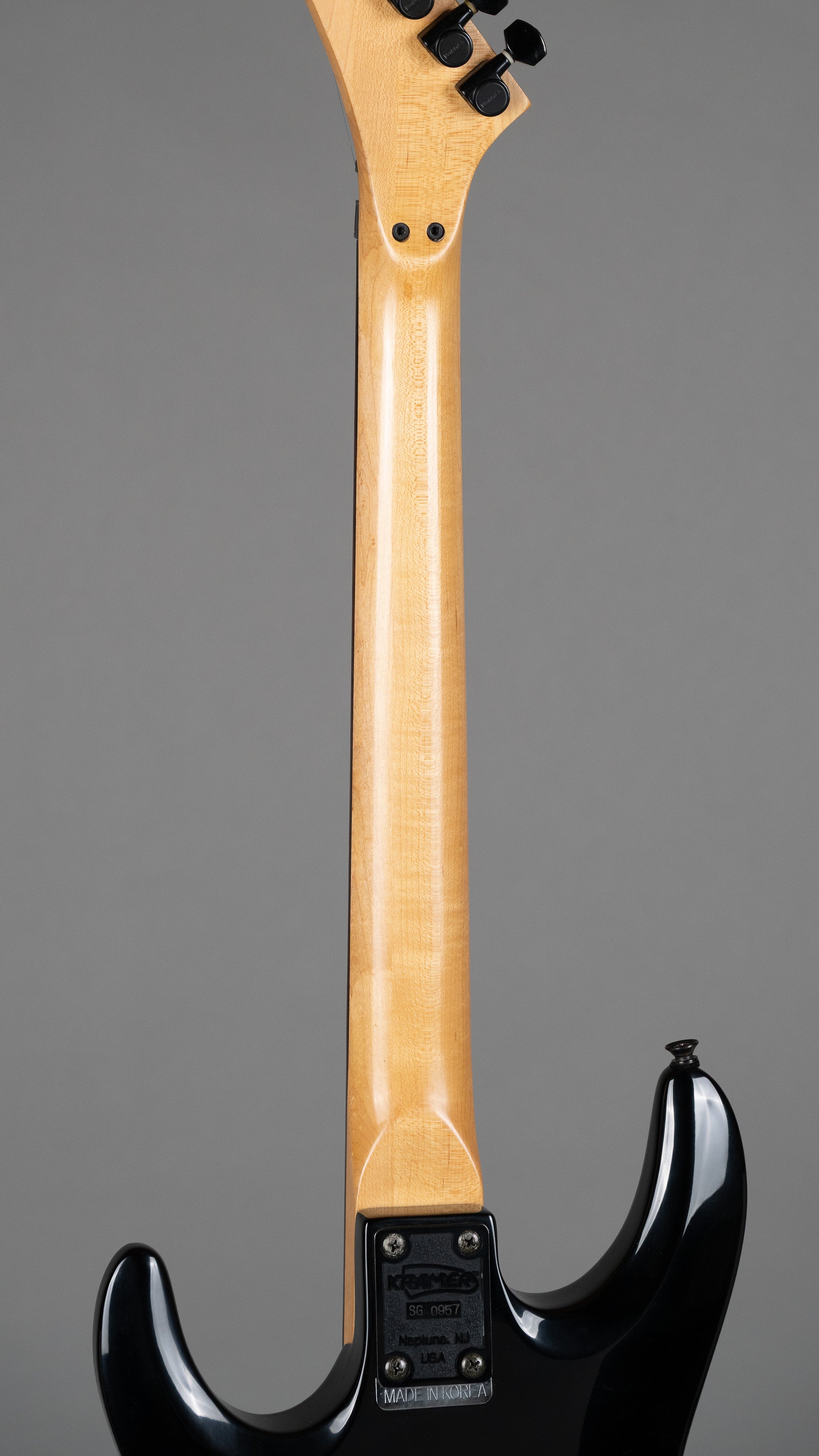 c1989 Kramer 100 Series 620 (Korea, Black, OGB)