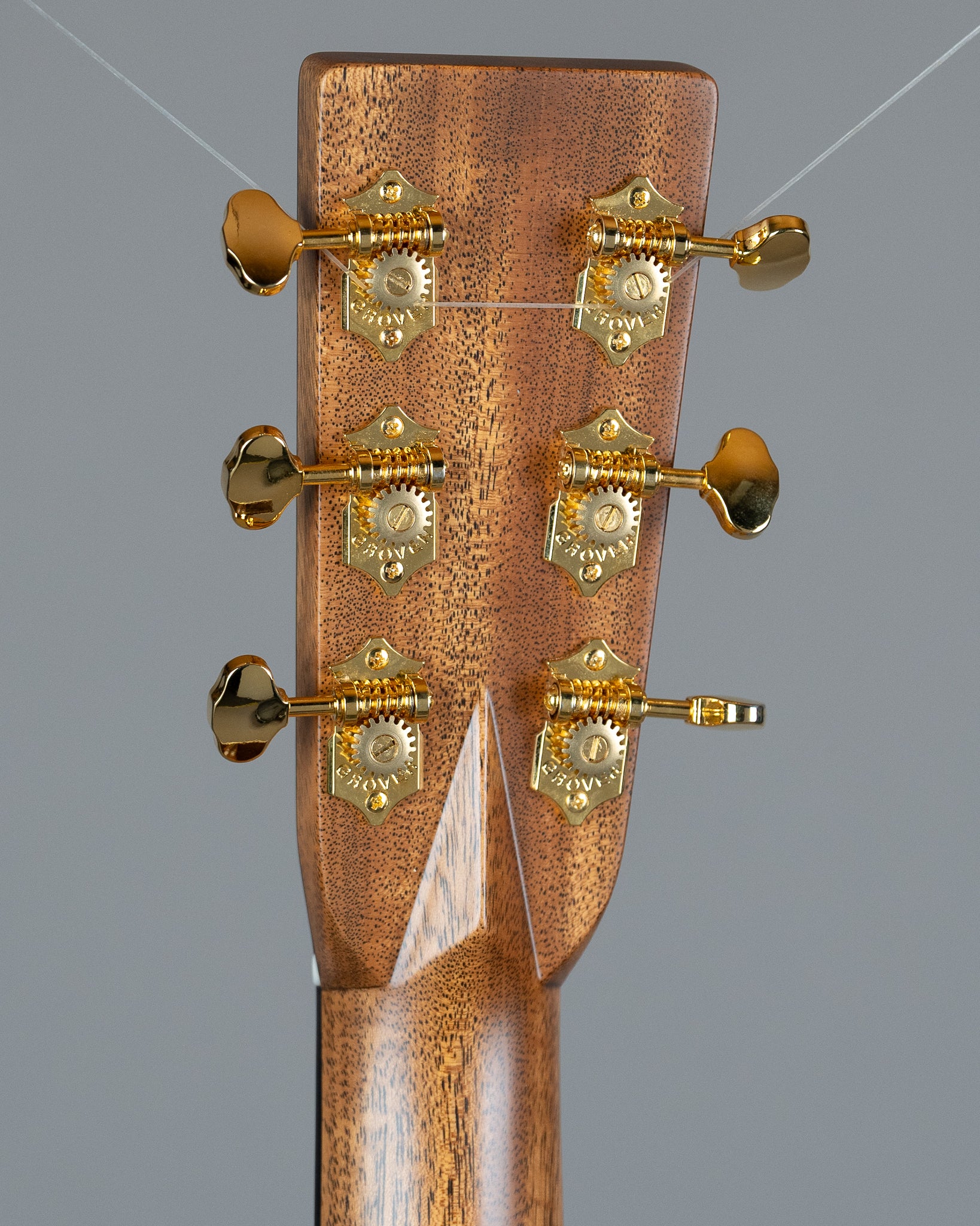 Martin Custom Shop Style-28 OM-14 Exceptional Figure Koa