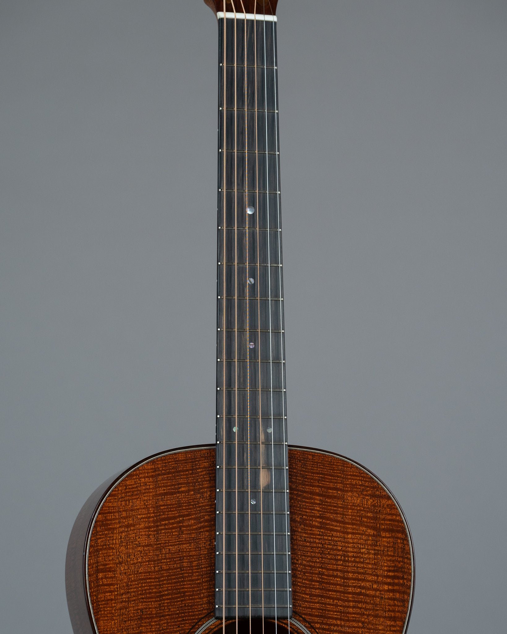 Martin Custom Shop Style-18 00-12 Flame Mahogany TBS