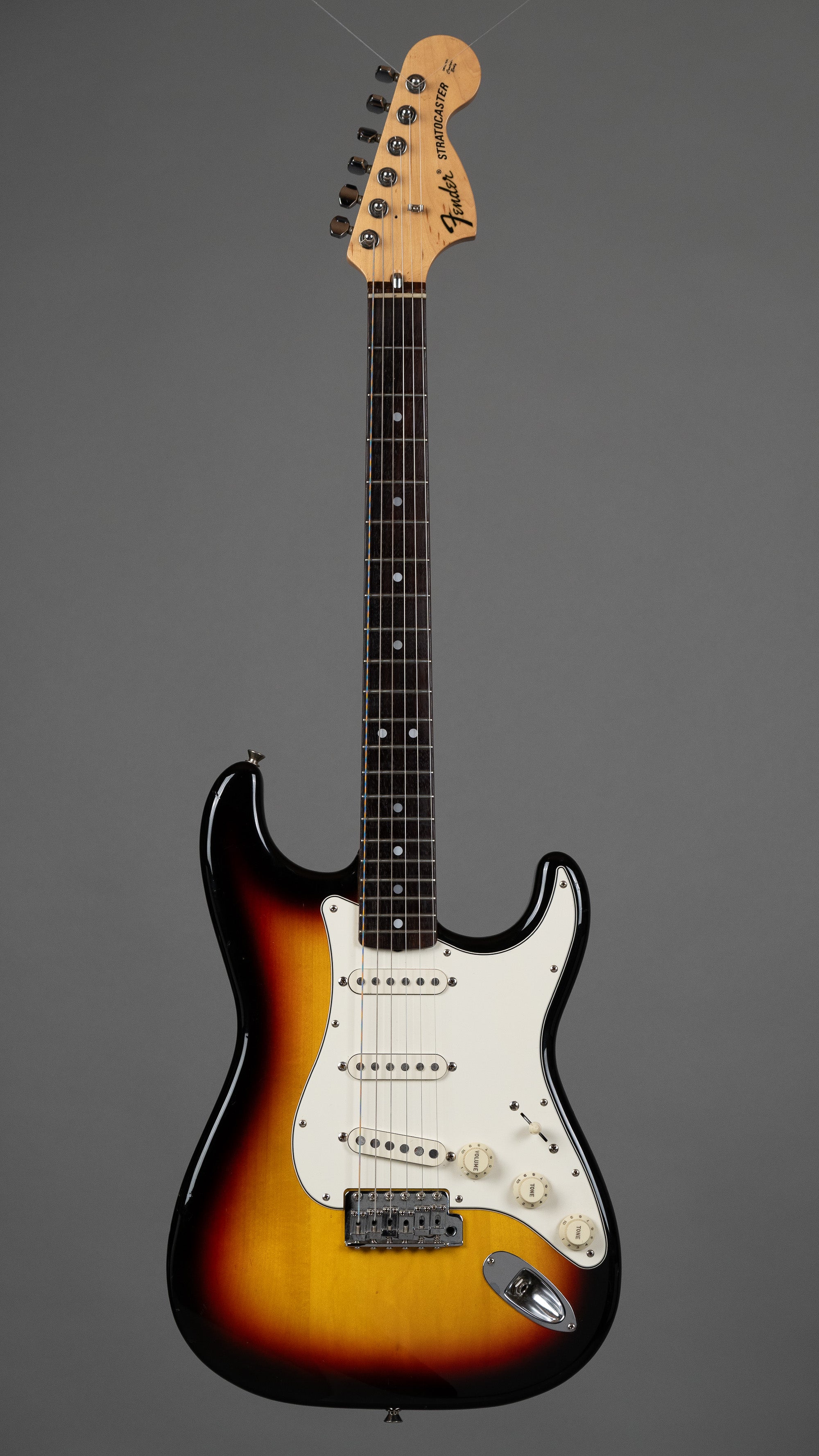 2017 Fender Japan Traditional '70s Strat (Japan, Sunburst)