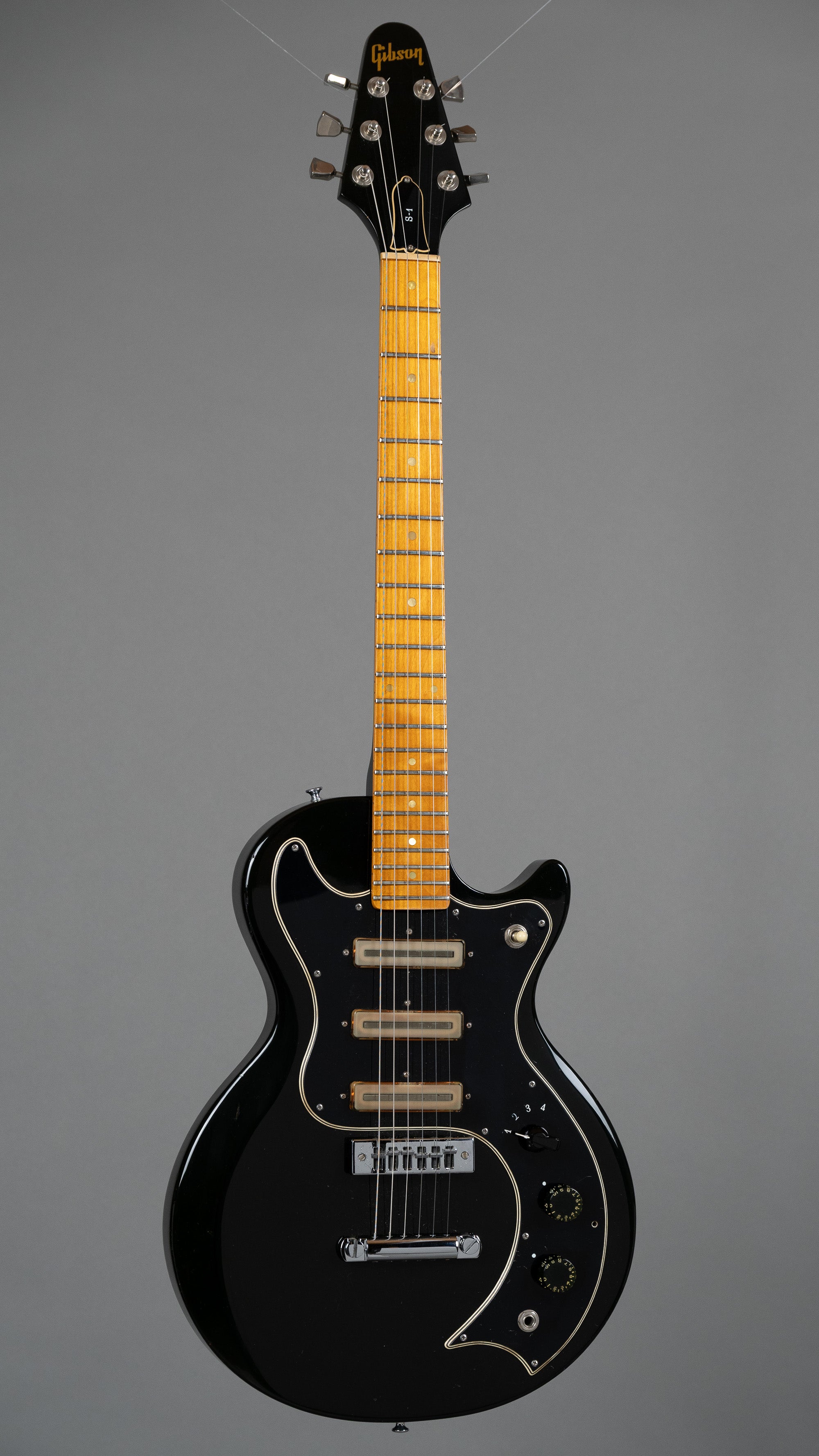 1975 Gibson S-1 (USA, Ebony, HSC)