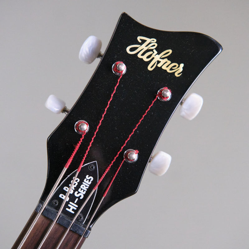 c2020s Hofner Ignition Series Beatle Bass (China, Sunburst, Hardcase)