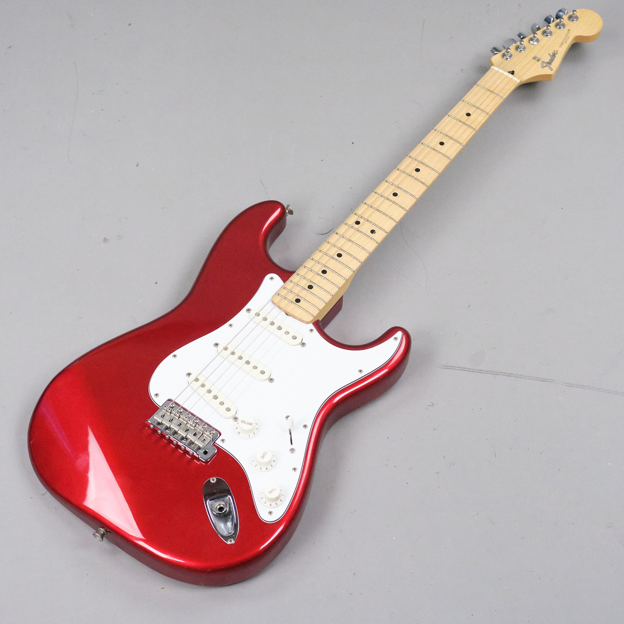 1995 Fender Stratocaster (Japan, Candy Apple Red)