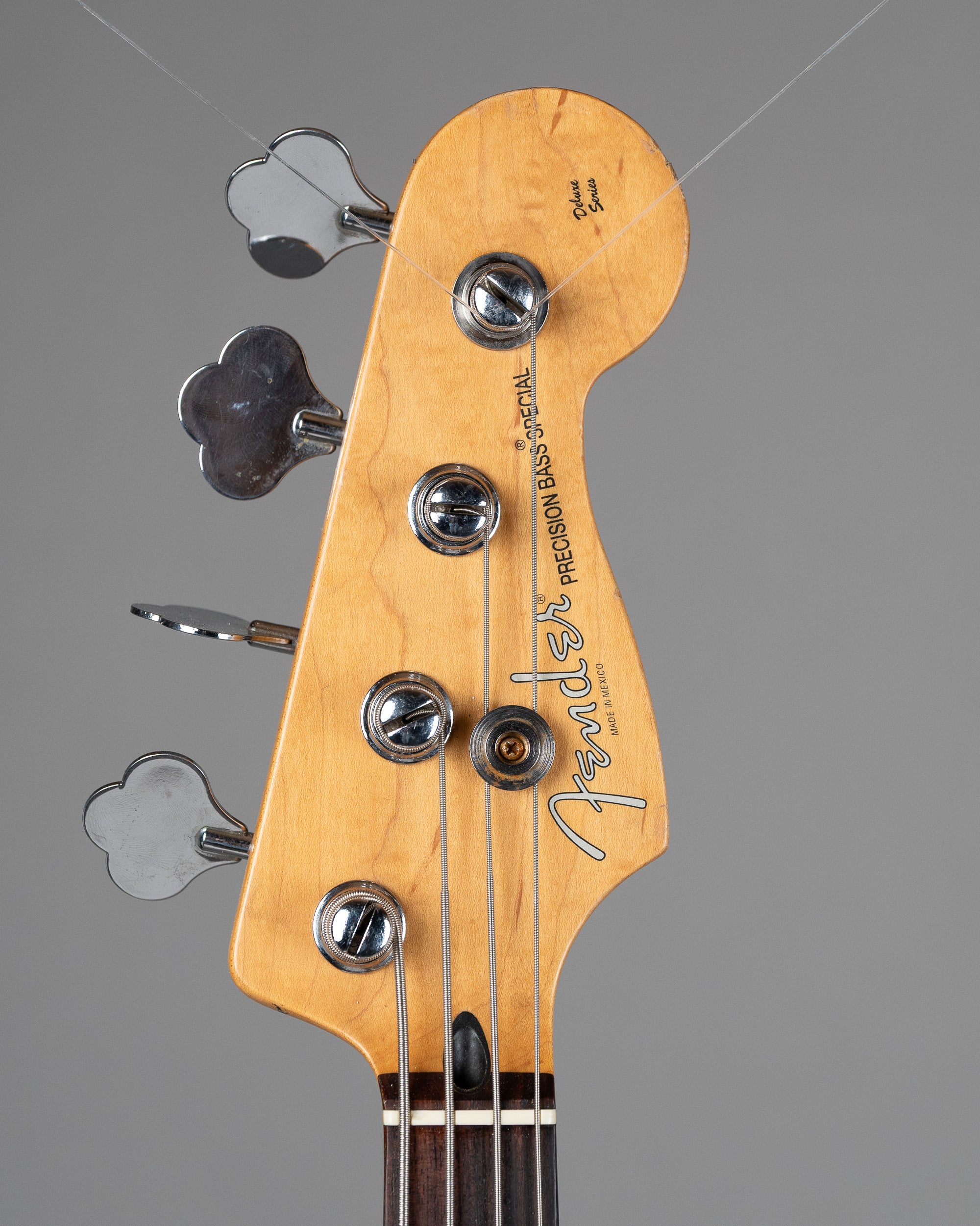 2001 Fender Precision Bass Special (Mexico, Candy Apple Red)