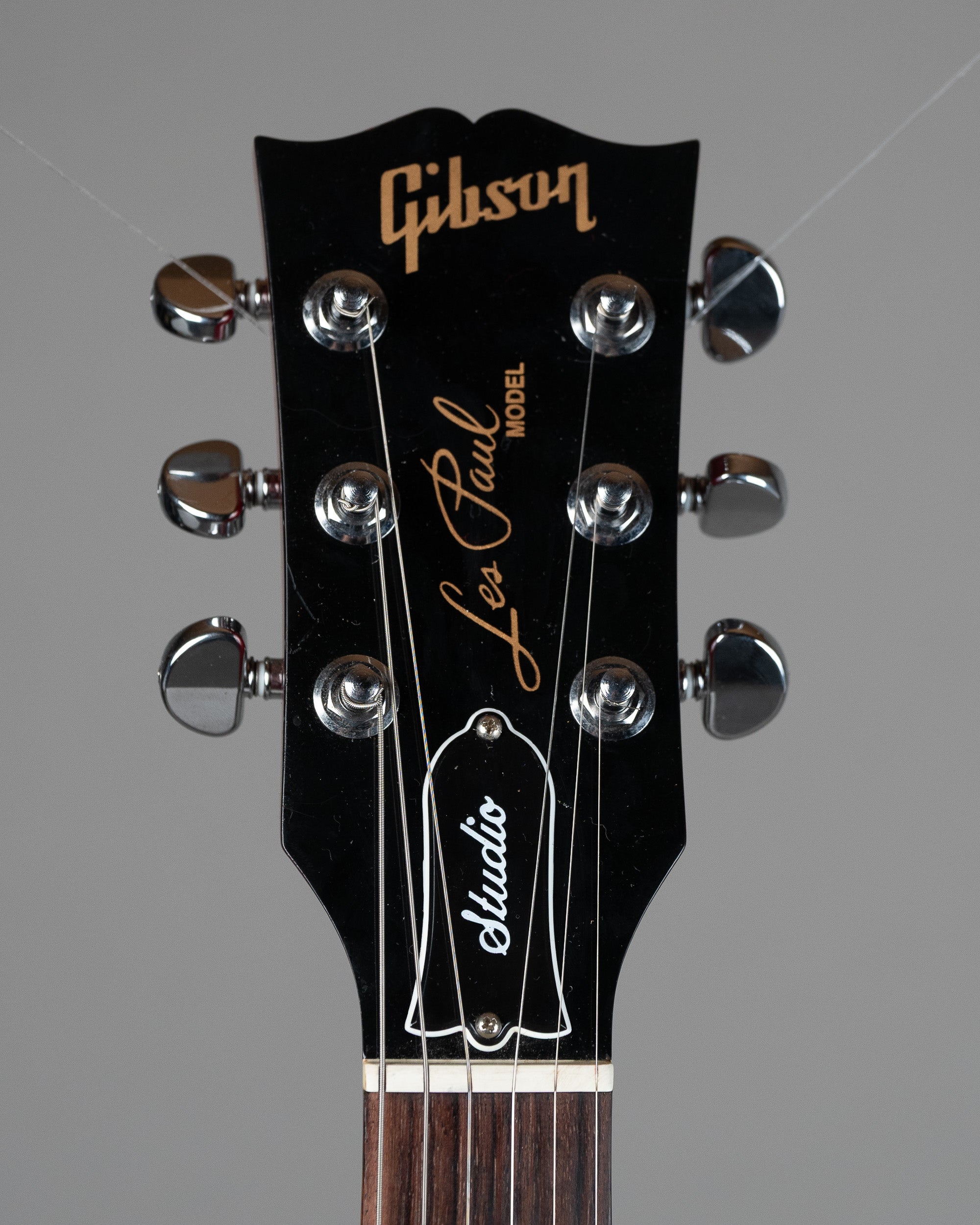 2017 Gibson Les Paul Studio (USA, Cherry, OHSC)