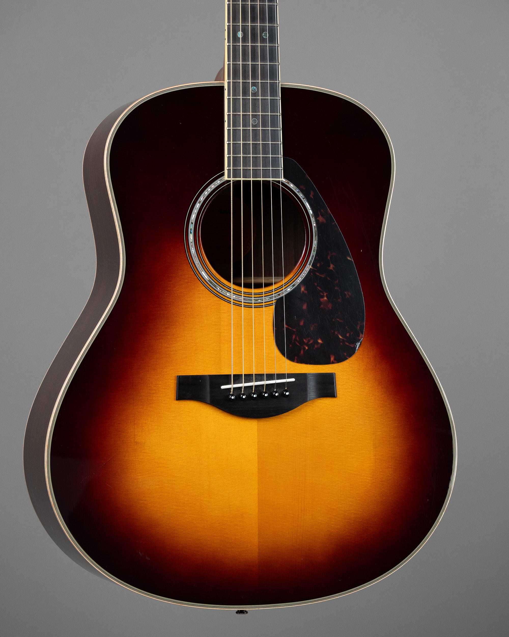 2017 Yamaha LL16 A.R.E. (China, Sunburst, OGB)