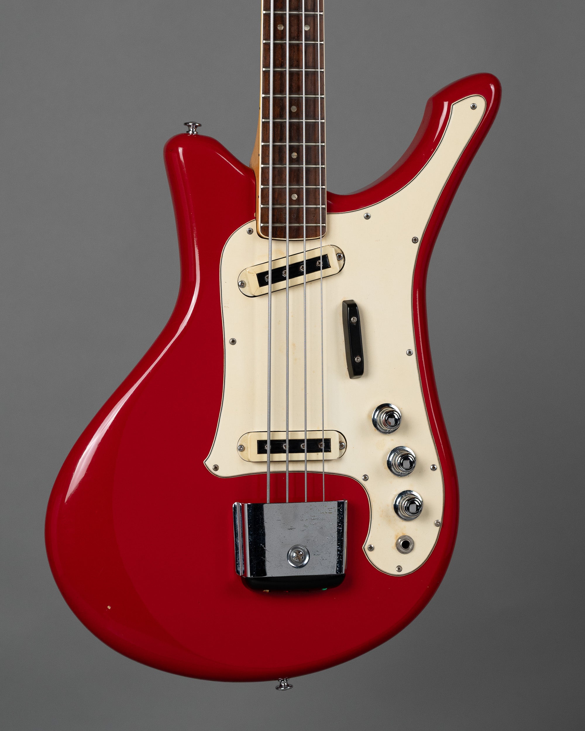 c1966 Yamaha SB-5A (Candy Apple Red, Gig Bag)