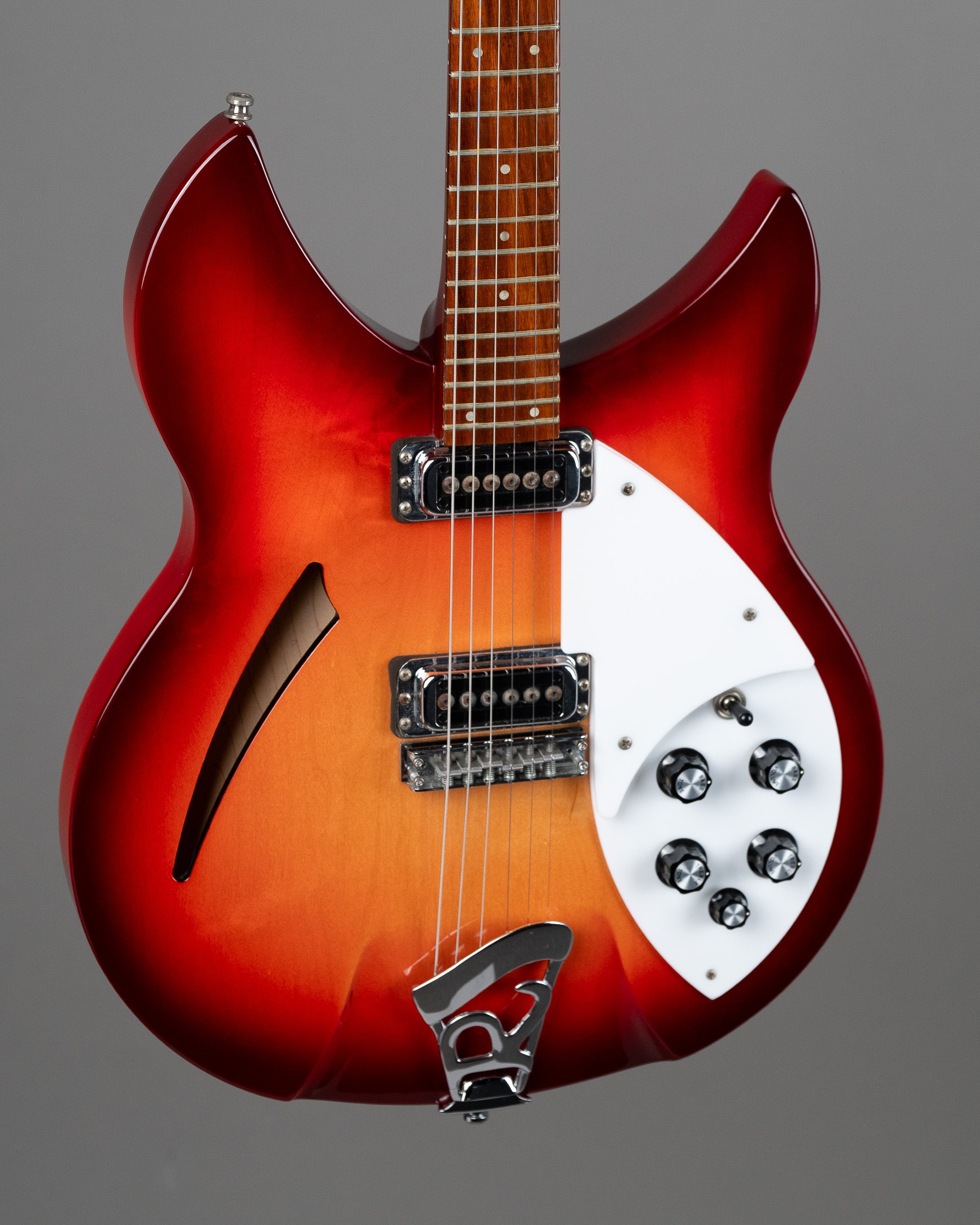 2011 Rickenbacker 330 (USA, Fireglo, OHSC)
